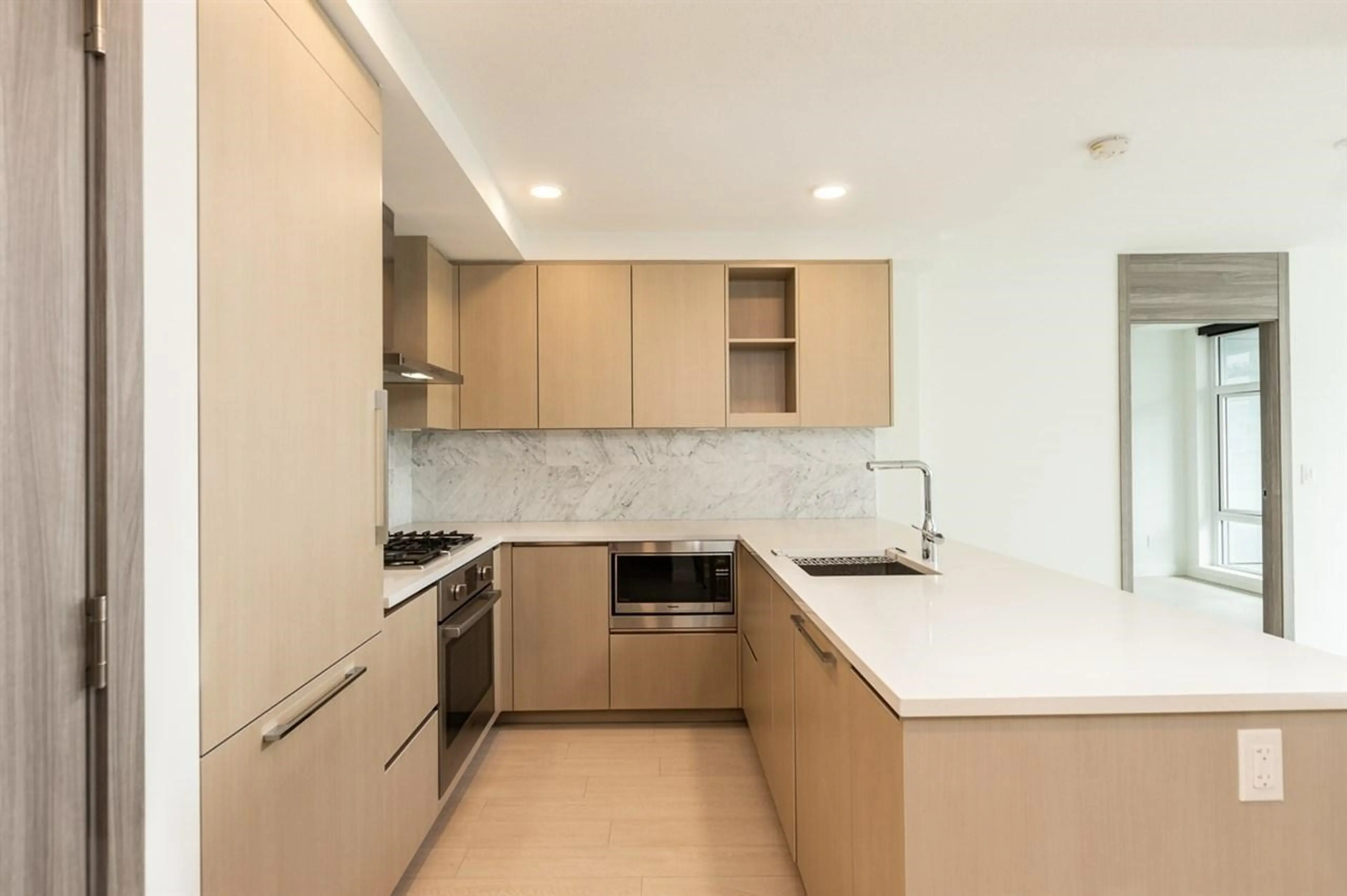 Property at #1101 8800 HAZELBRIDGE WAY, Richmond, BC