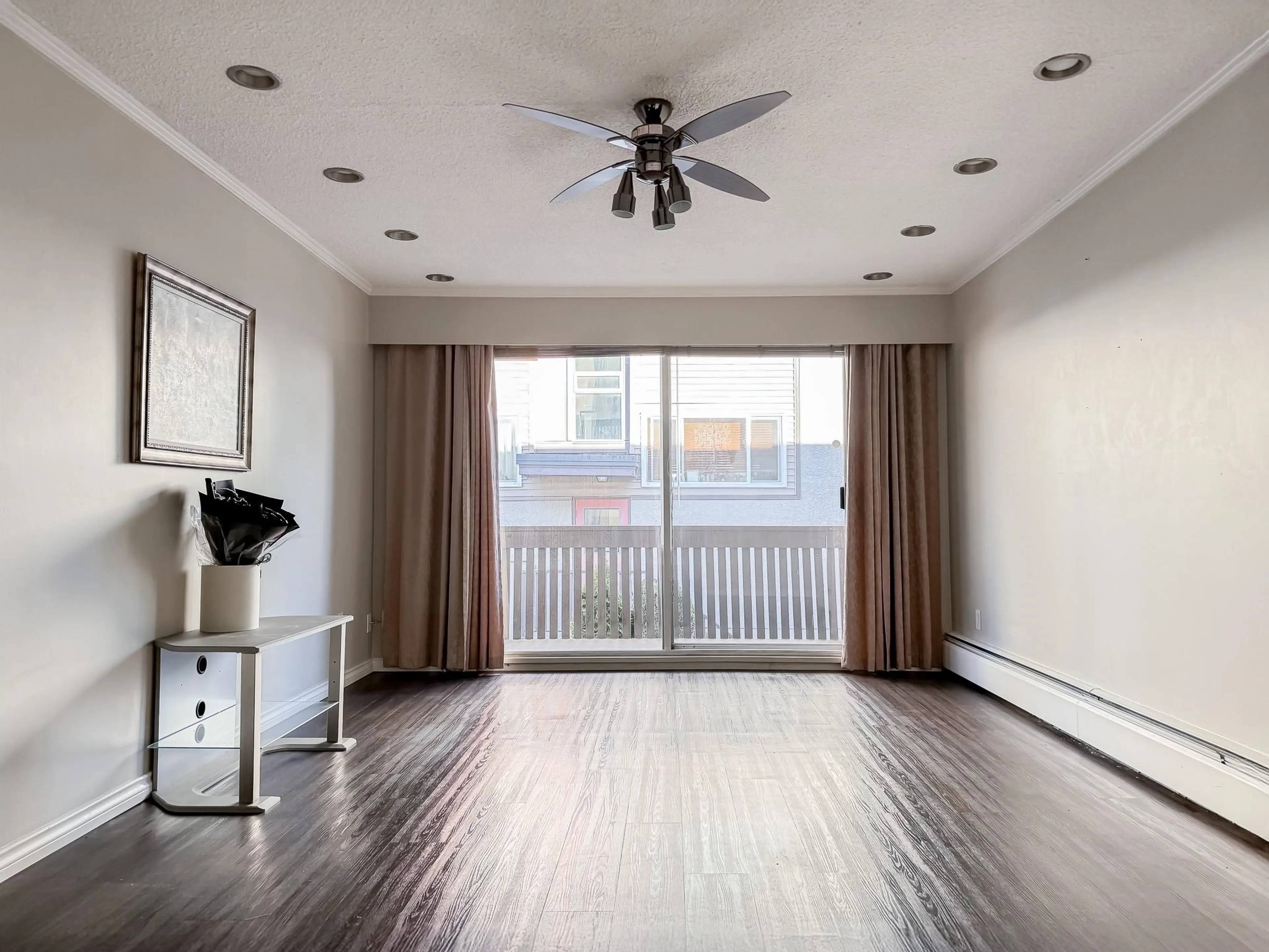 Property at #211 910 FIFTH AVENUE, New Westminster, BC