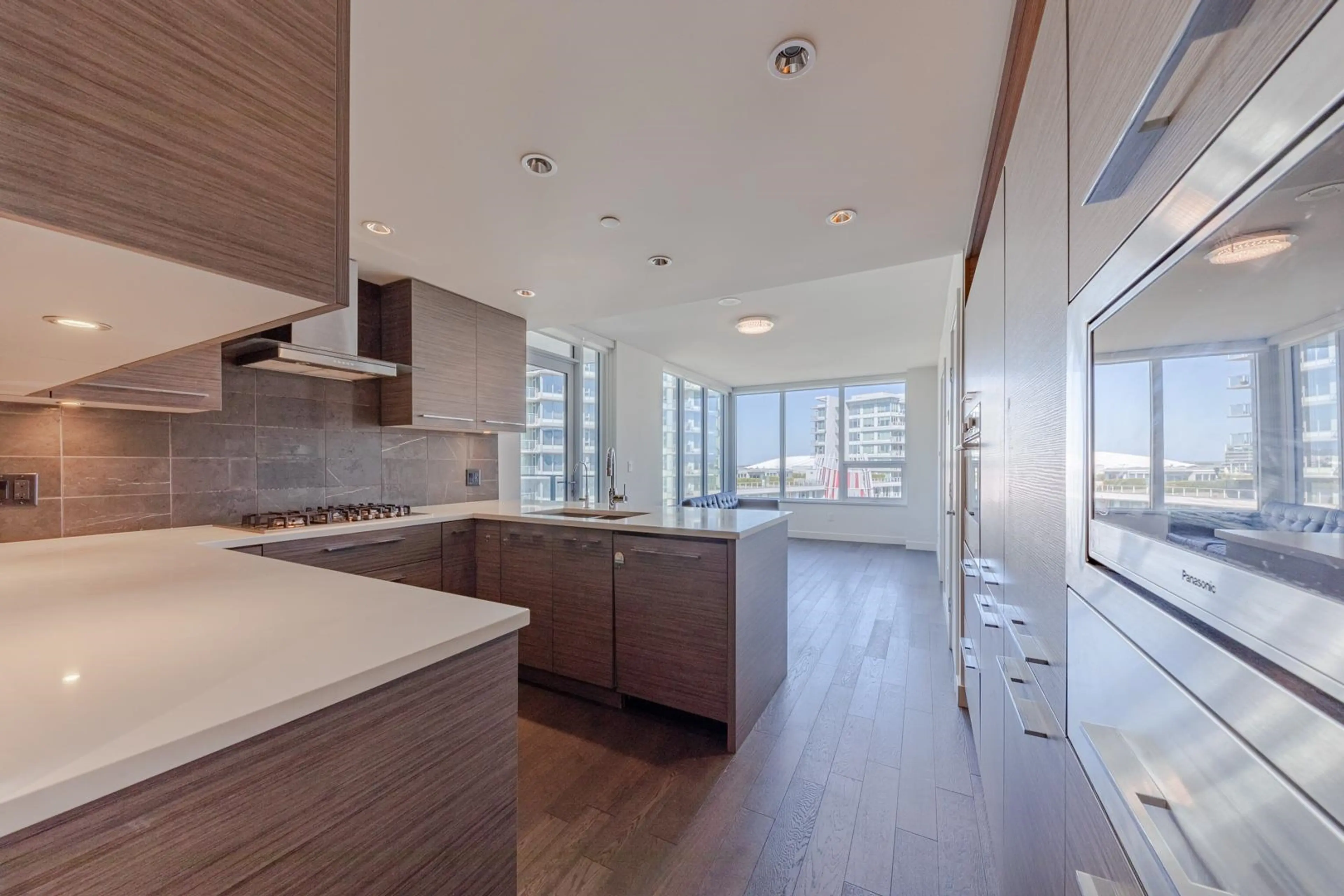 Property at #902 7468 LANSDOWNE ROAD, Richmond, BC