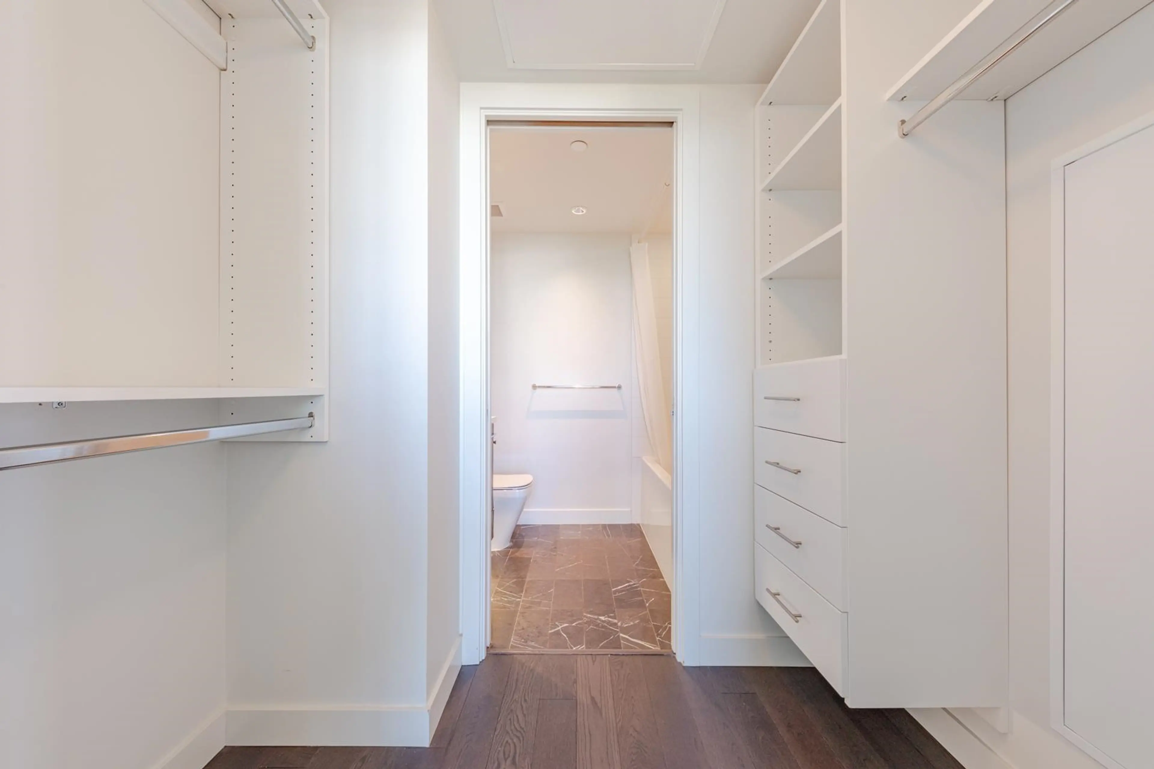 Property at #902 7468 LANSDOWNE ROAD, Richmond, BC