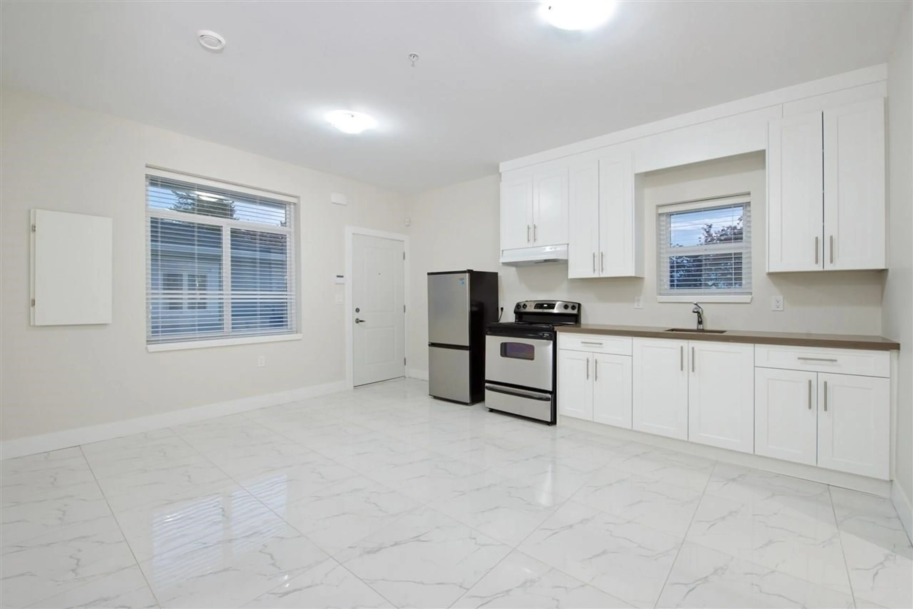 Property at 215 E 64TH AVENUE, Vancouver, BC