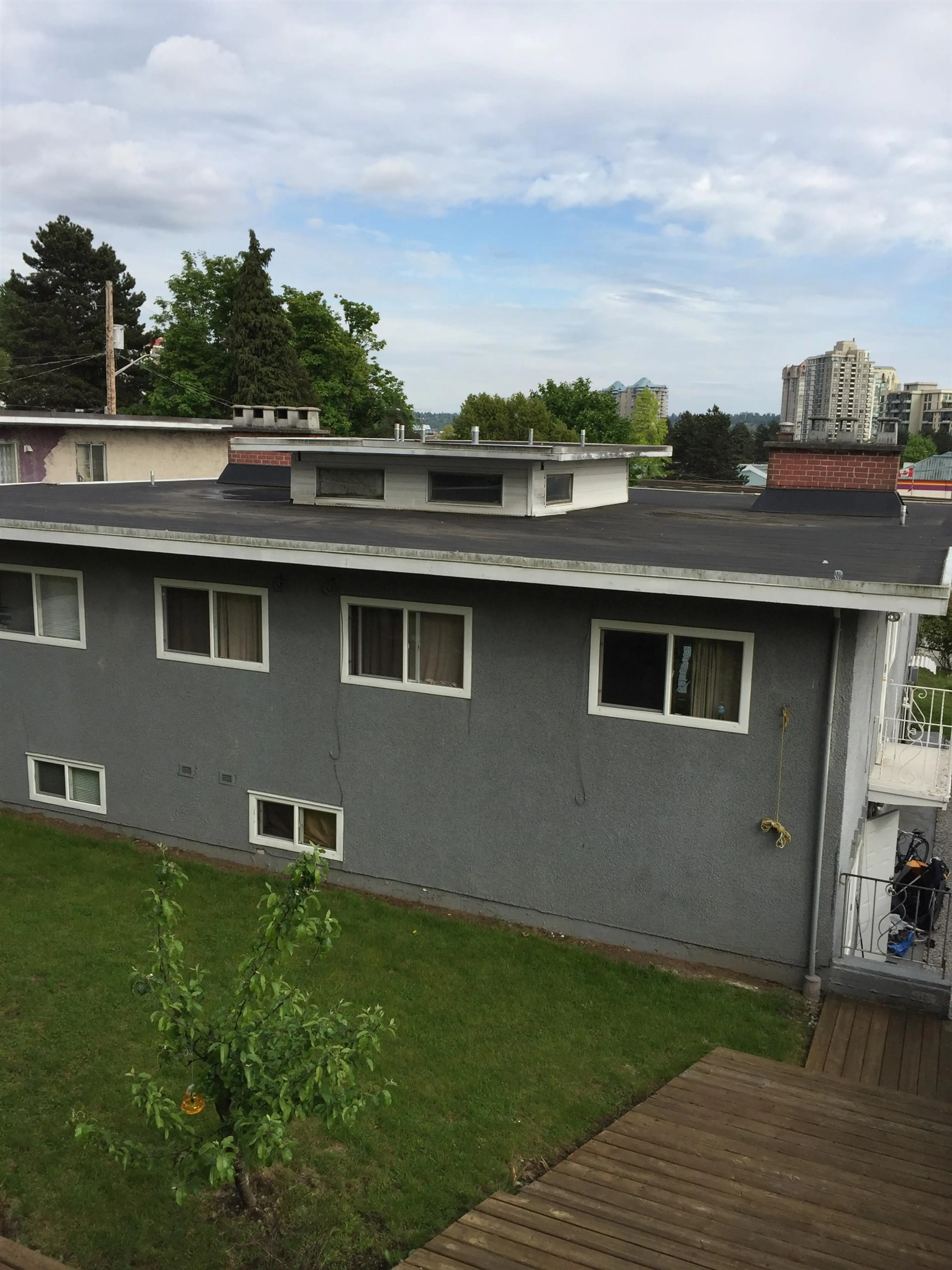 Property at #1335 1337 KAMLOOPS STREET, New Westminster, BC