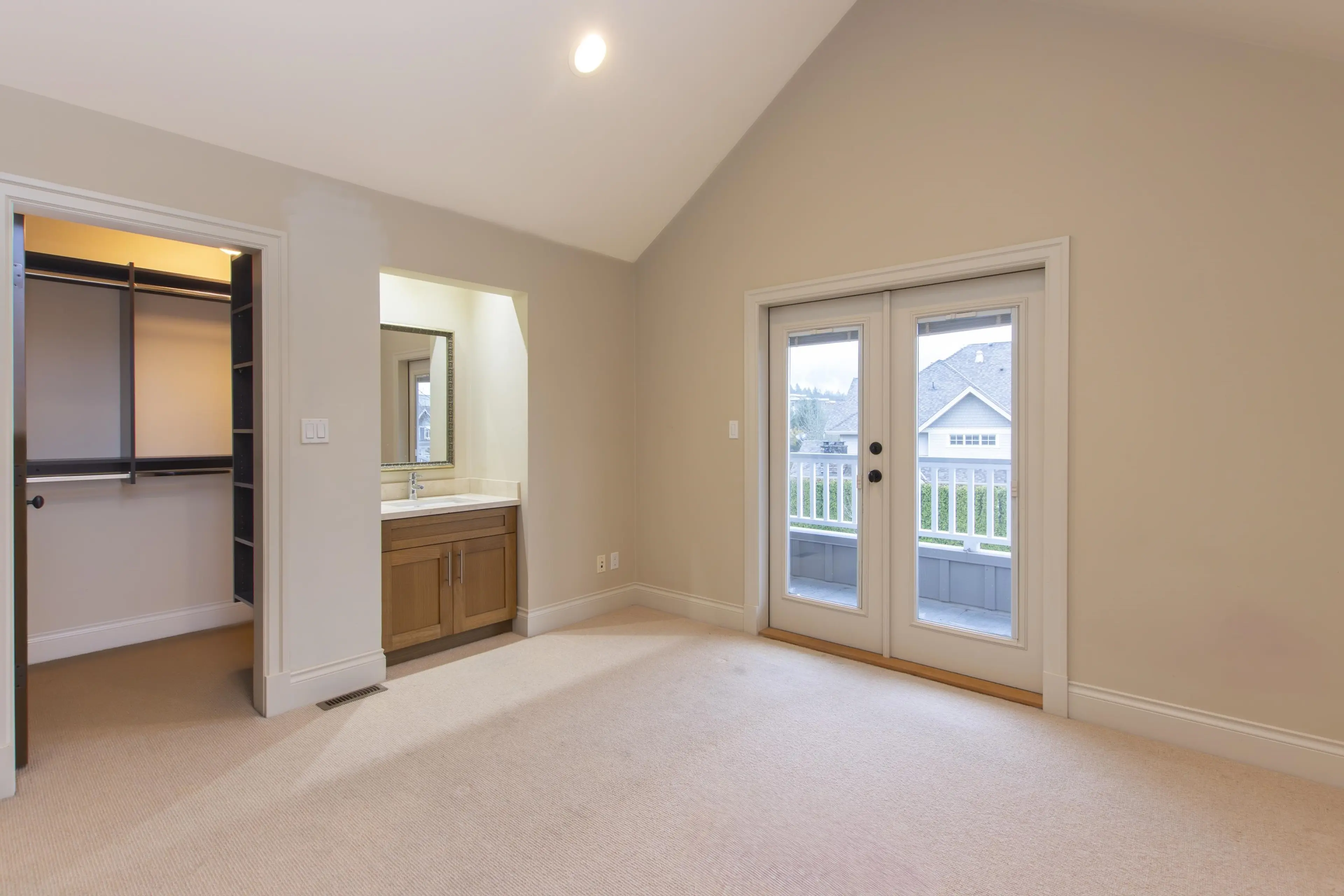 Property at 40899 THE CRESCENT, Squamish, BC