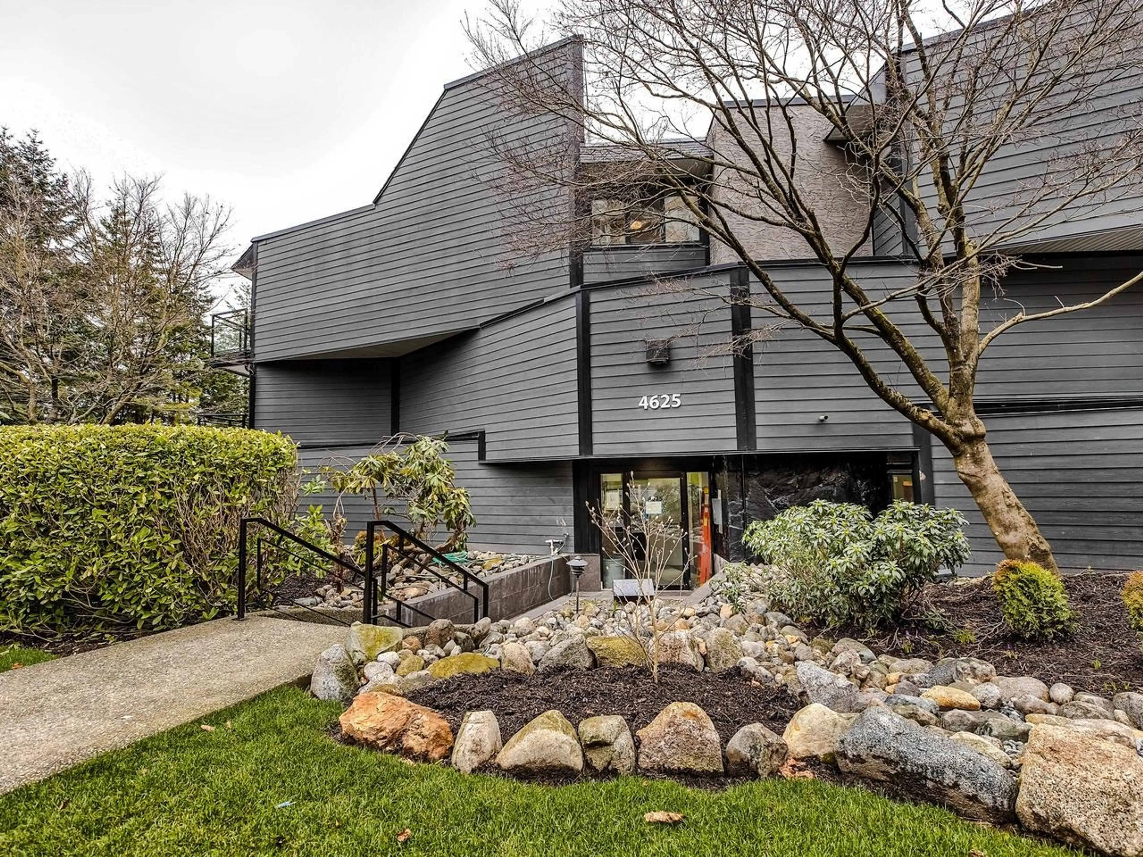 Property at #303 4625 GRANGE STREET, Burnaby, BC