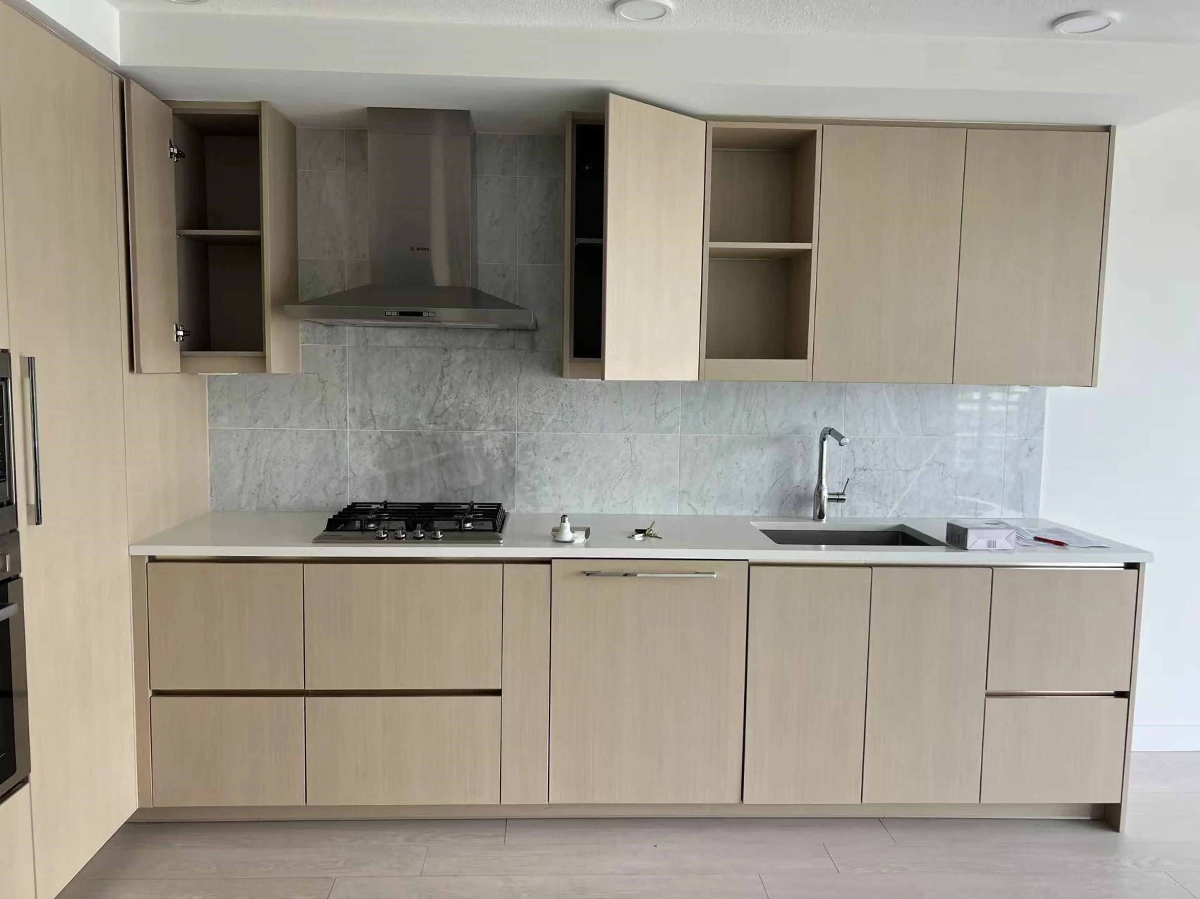 Property at #1606 8800 HAZELBRIDGE WAY, Richmond, BC