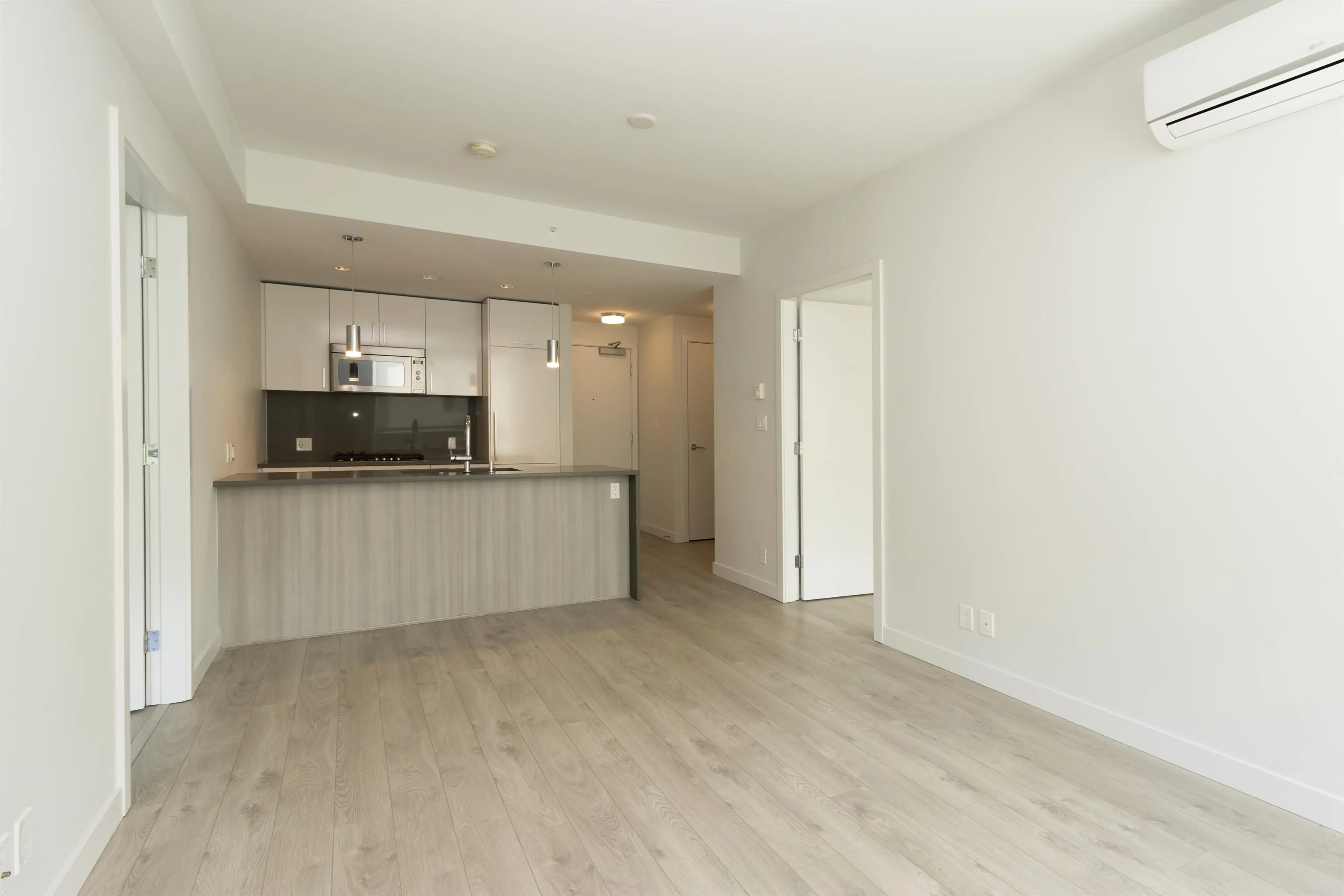 Property at #615 5599 COONEY ROAD, Richmond, BC