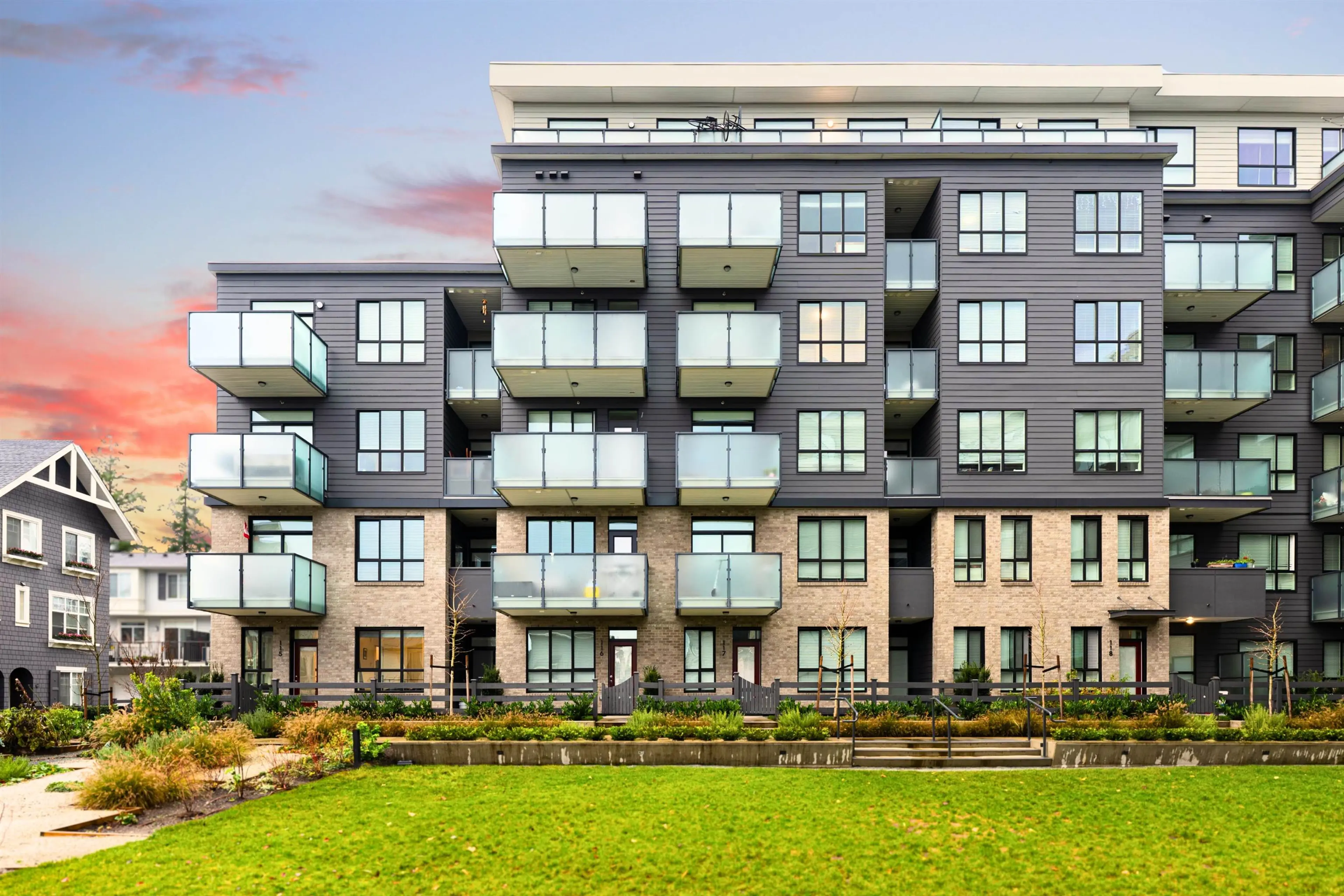 Property at #115 15738 85 AVENUE, Surrey, BC