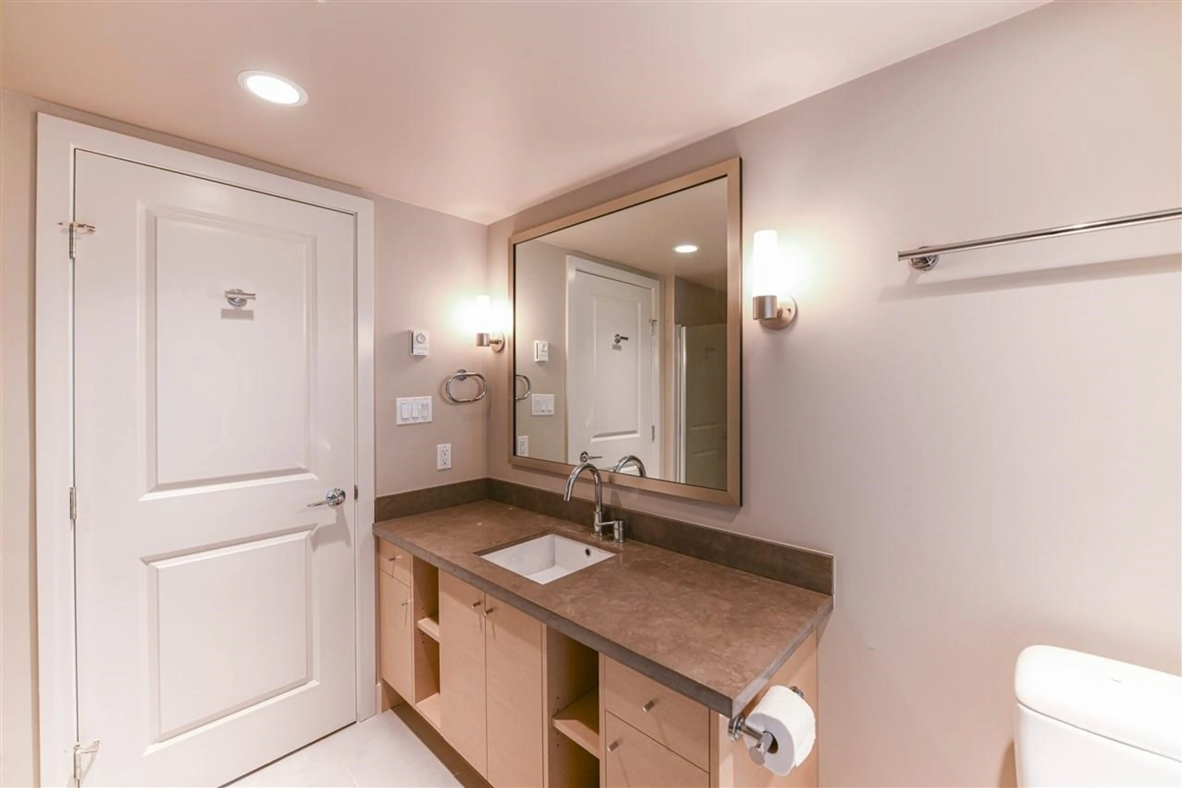 Property at #TH5 6333 KATSURA STREET, Richmond, BC