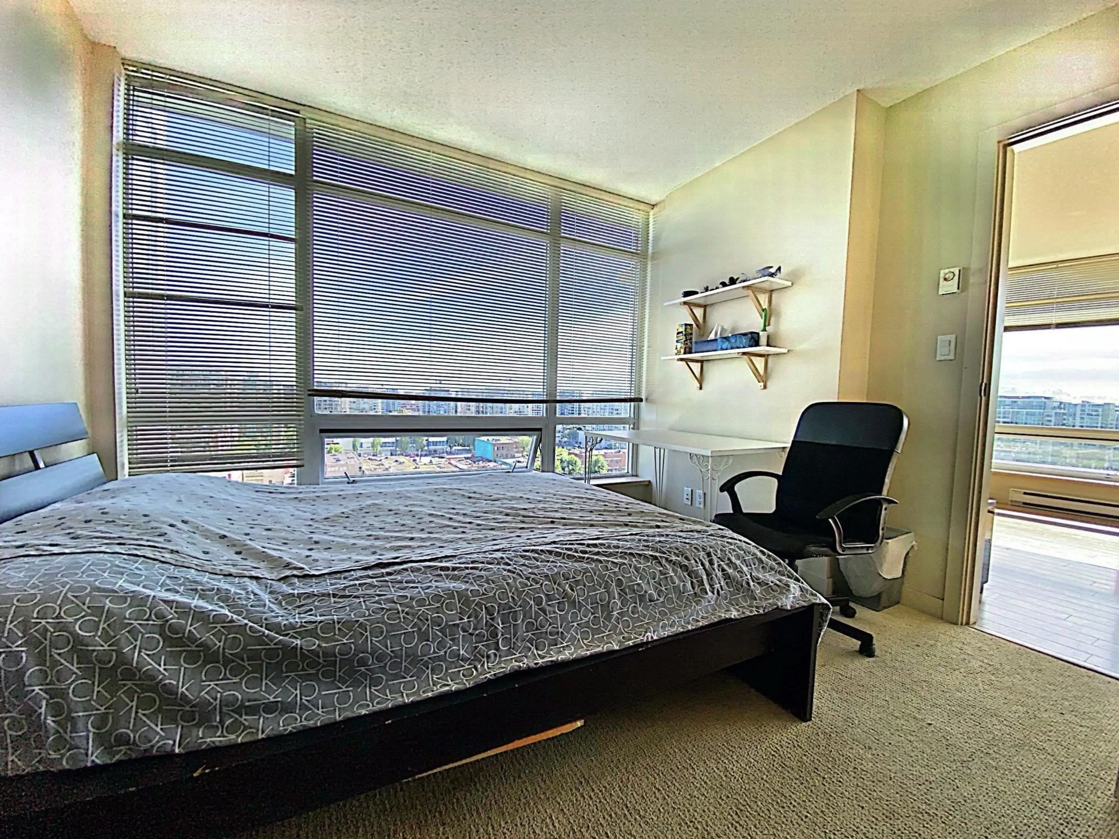 Property at #1605 8288 LANSDOWNE ROAD, Richmond, BC