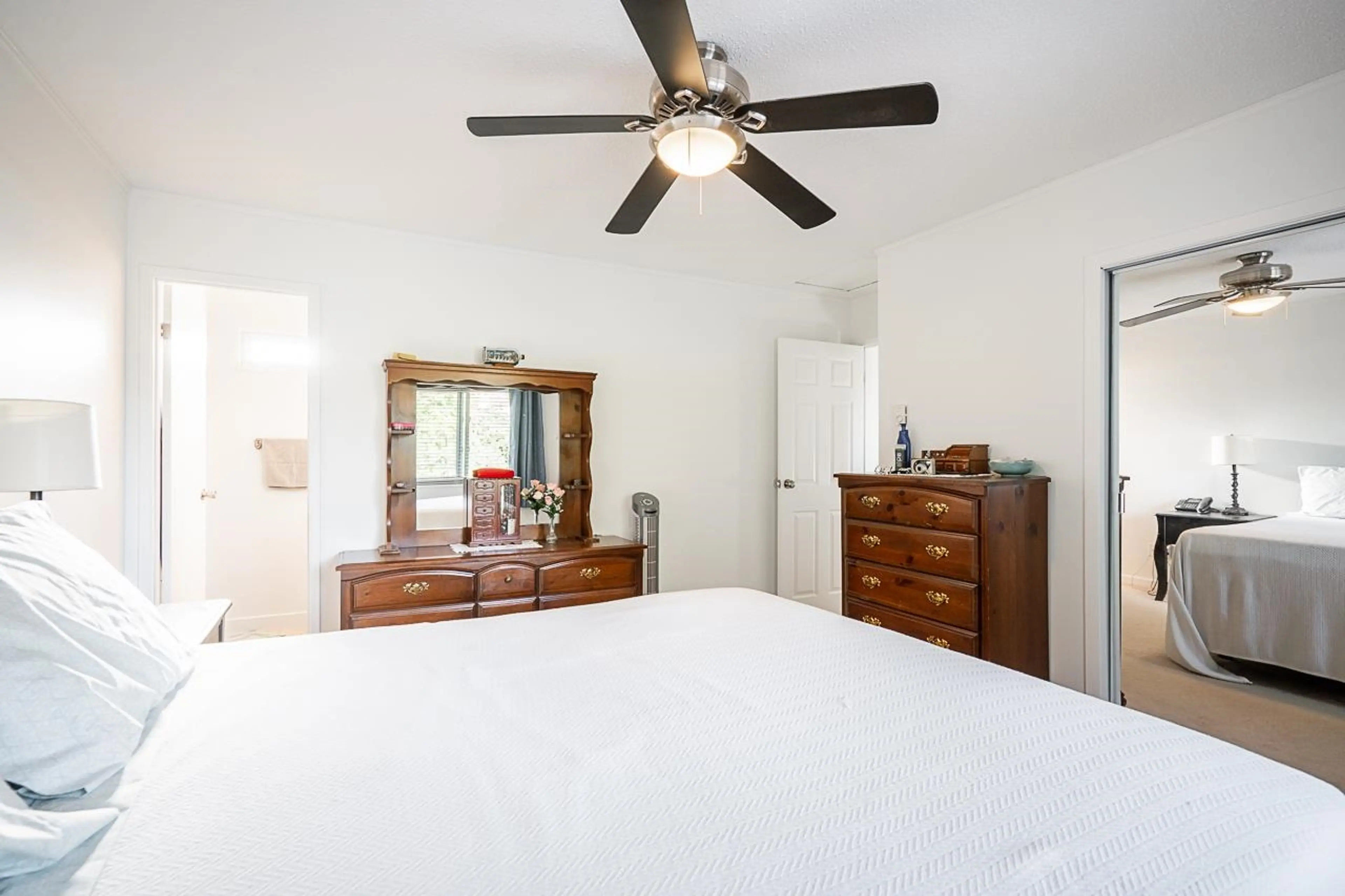 Property at 6064 BROOKS CRESCENT, Surrey, BC