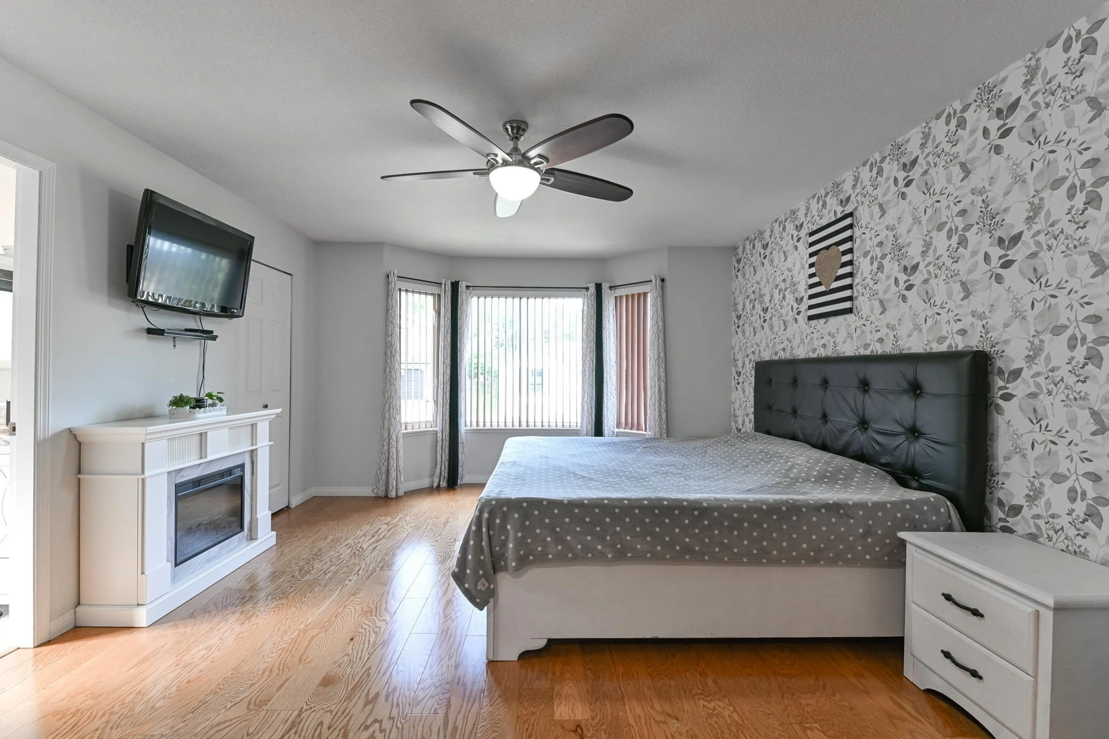 Property at 36381 COUNTRY PLACE, Abbotsford, BC