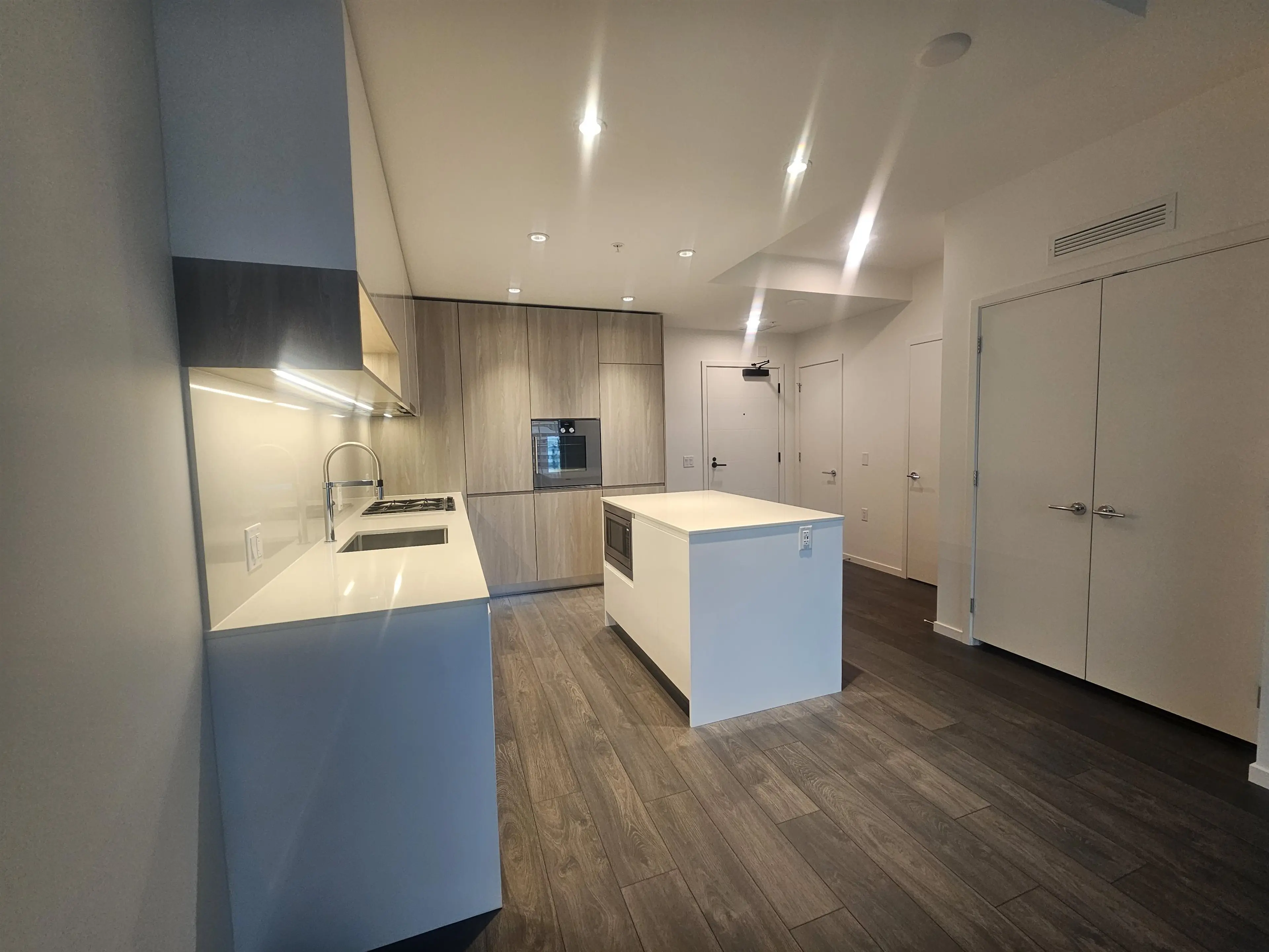 Property at #808 6200 MINORU BOULEVARD, Richmond, BC