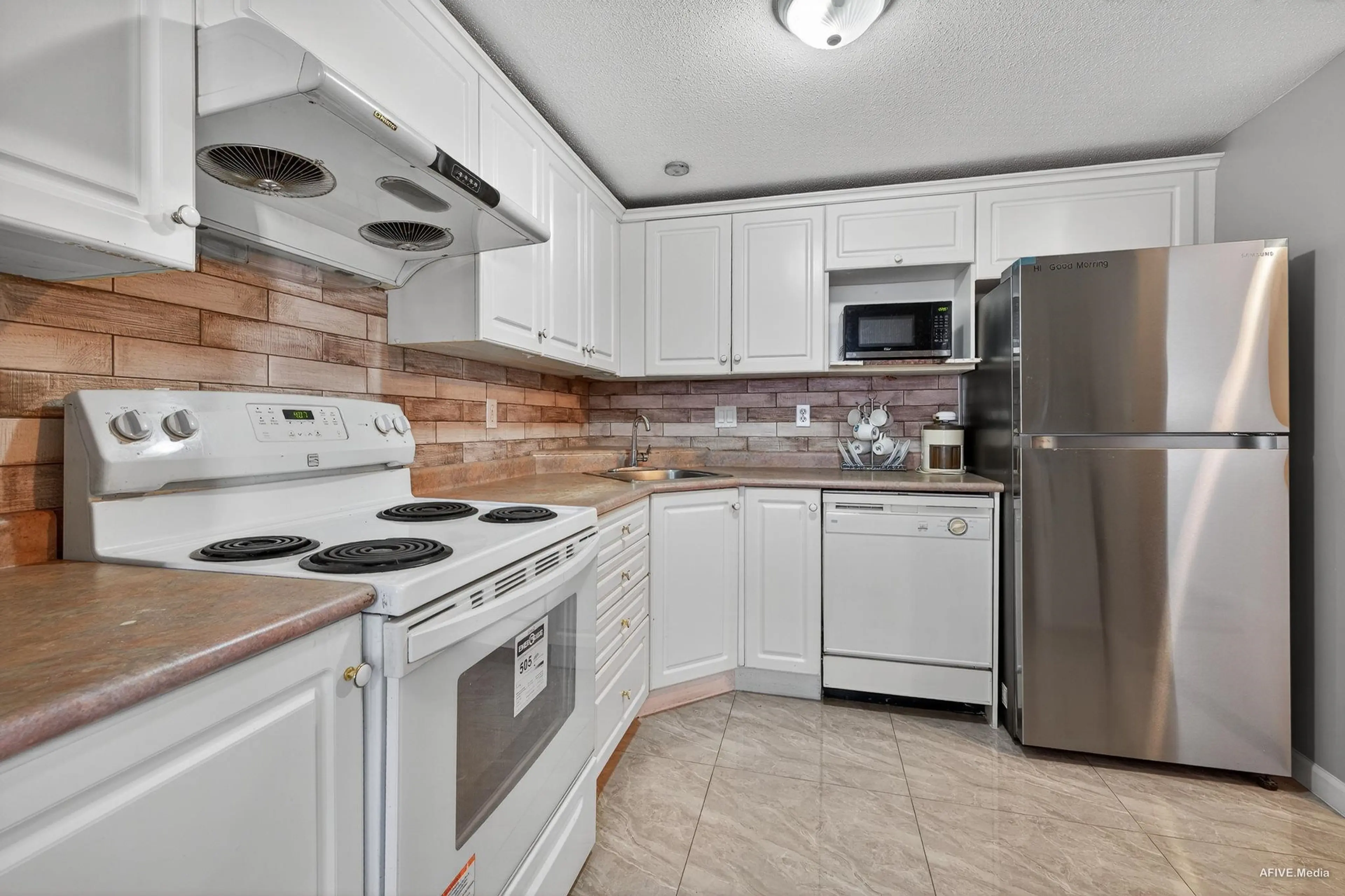 Property at #306 13780 76 AVENUE, Surrey, BC