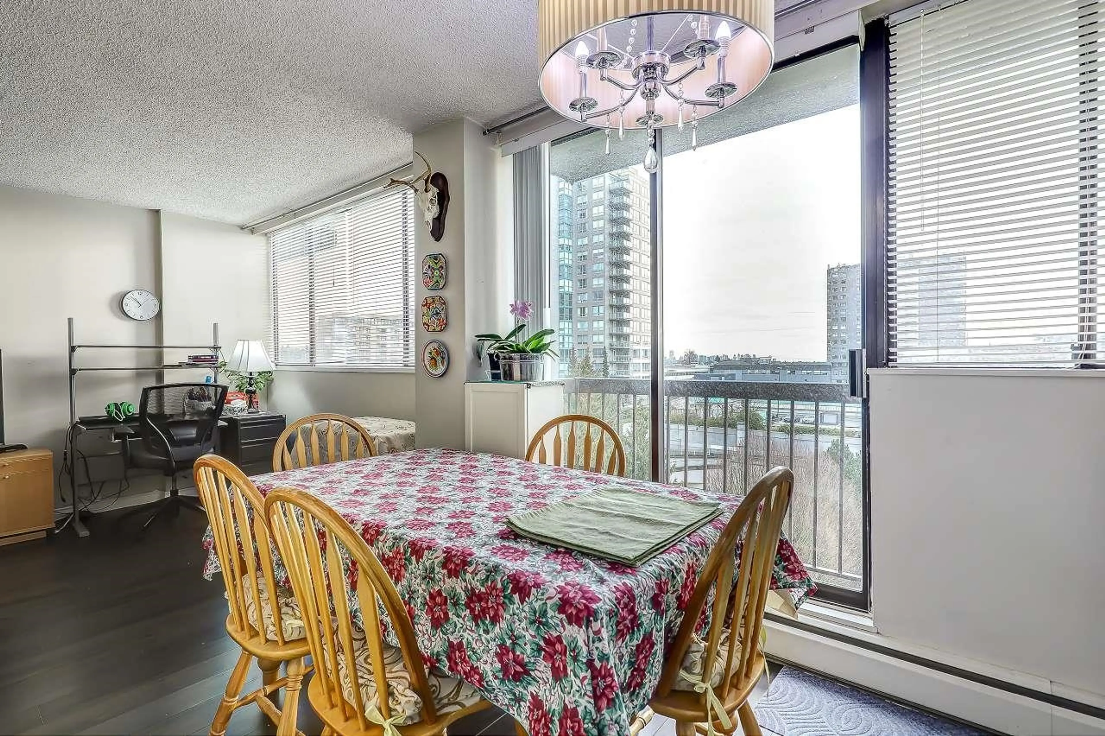 Property at #906 620 SEVENTH AVENUE, New Westminster, BC