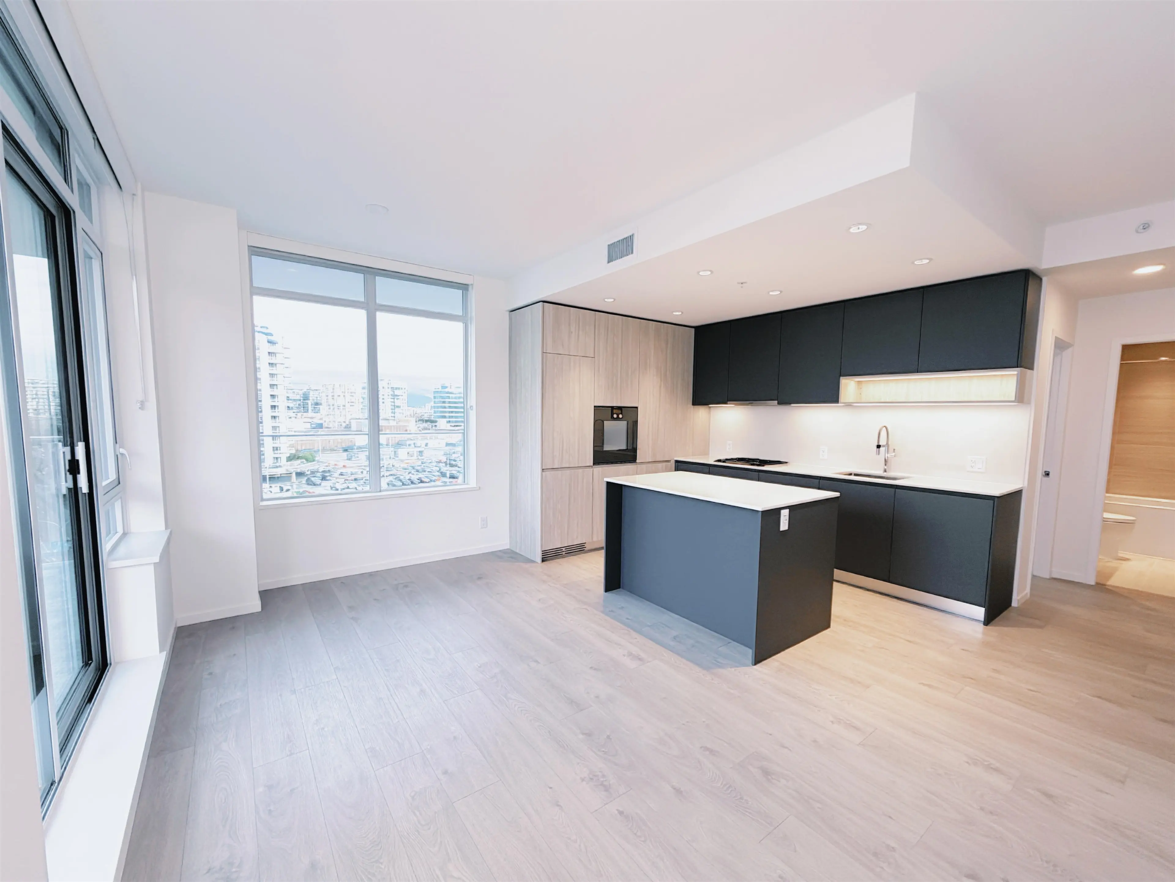 Property at #701 6200 MINORU BOULEVARD, Richmond, BC