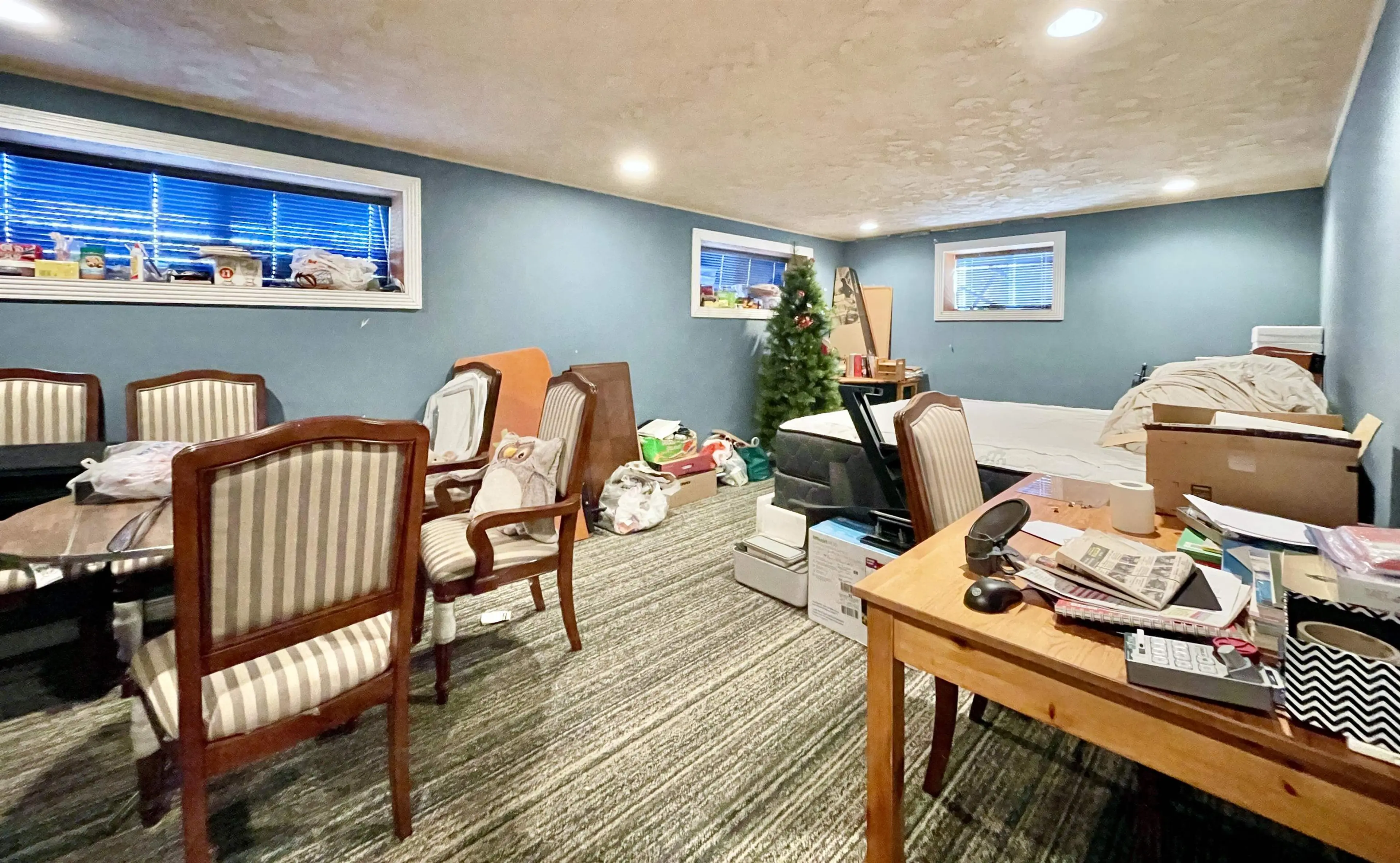 Property at 5693 DOLPHIN STREET, Sechelt, BC