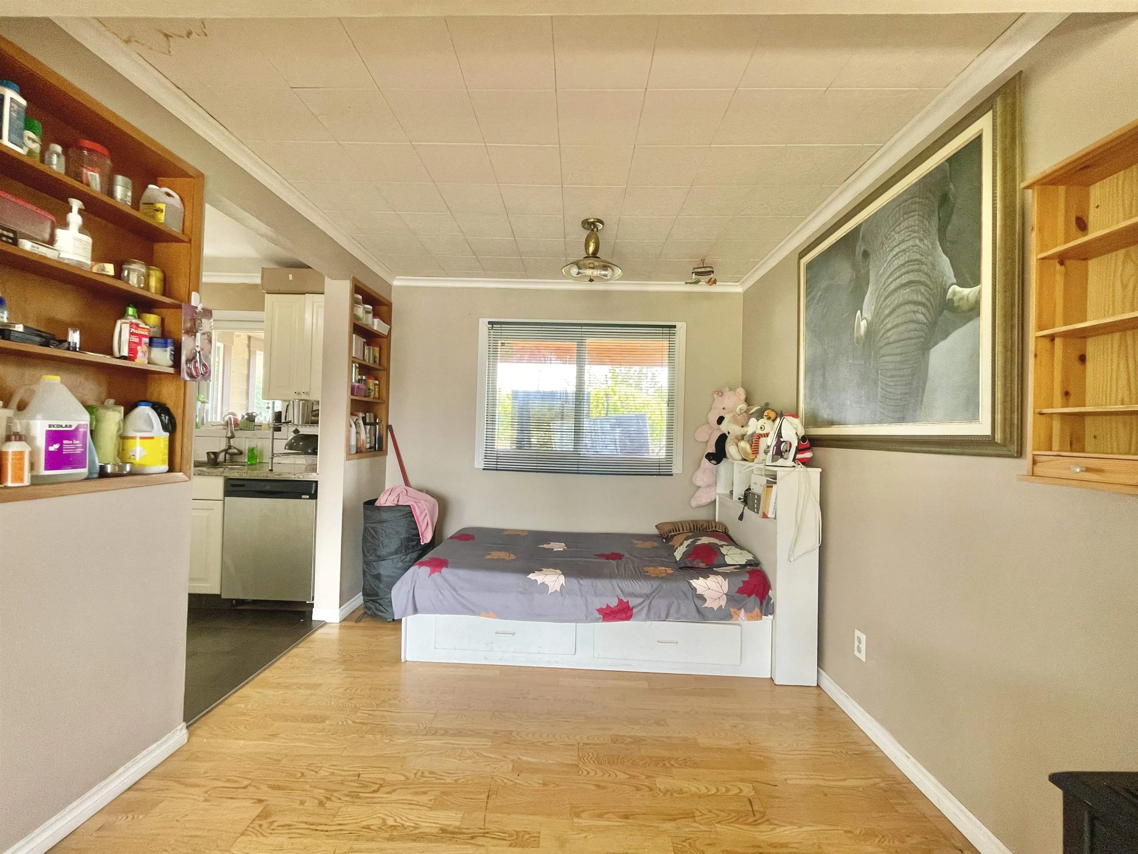 Property at 5693 DOLPHIN STREET, Sechelt, BC