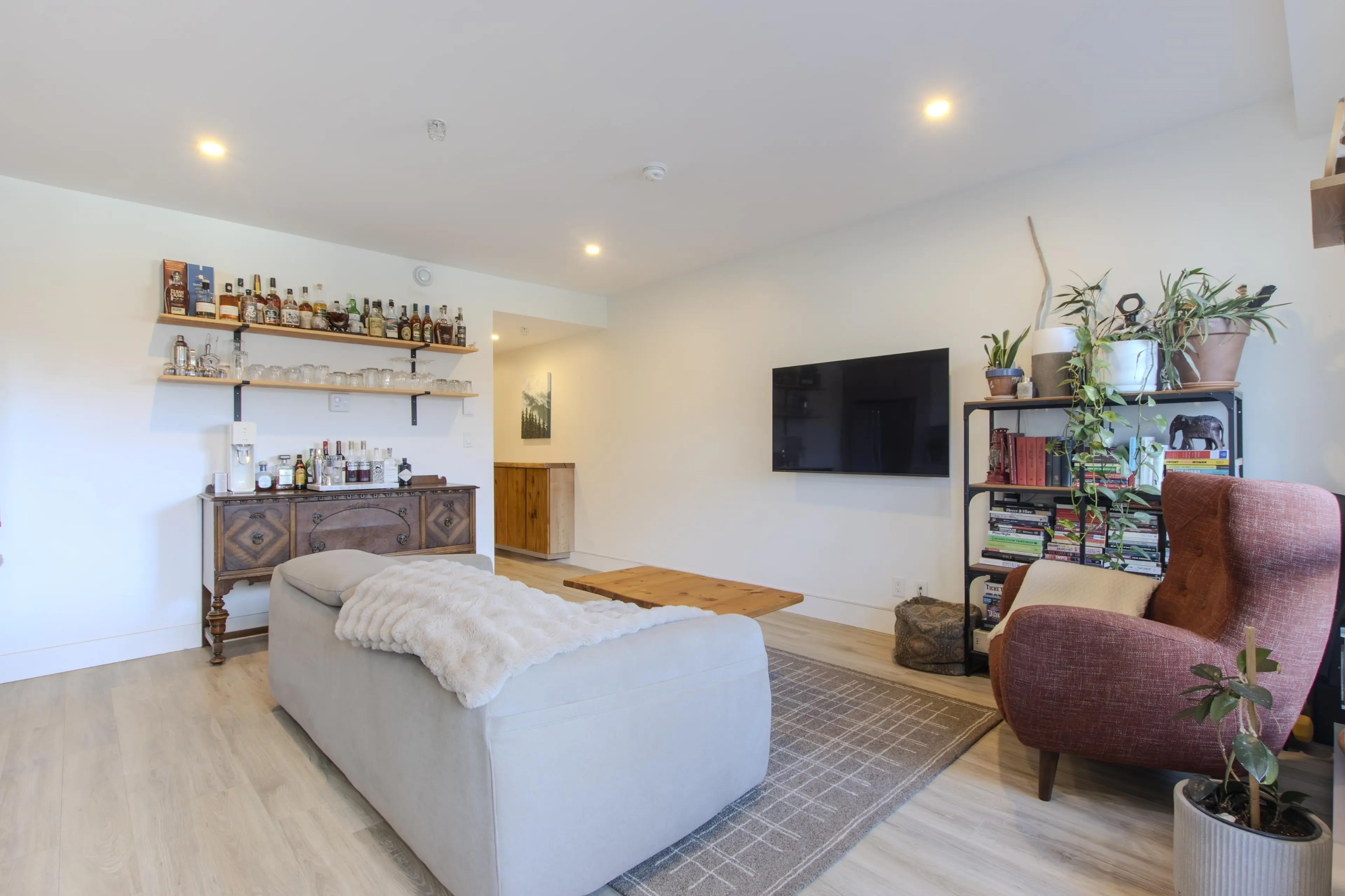 Property at #428 38362 BUCKLEY AVENUE, Squamish, BC