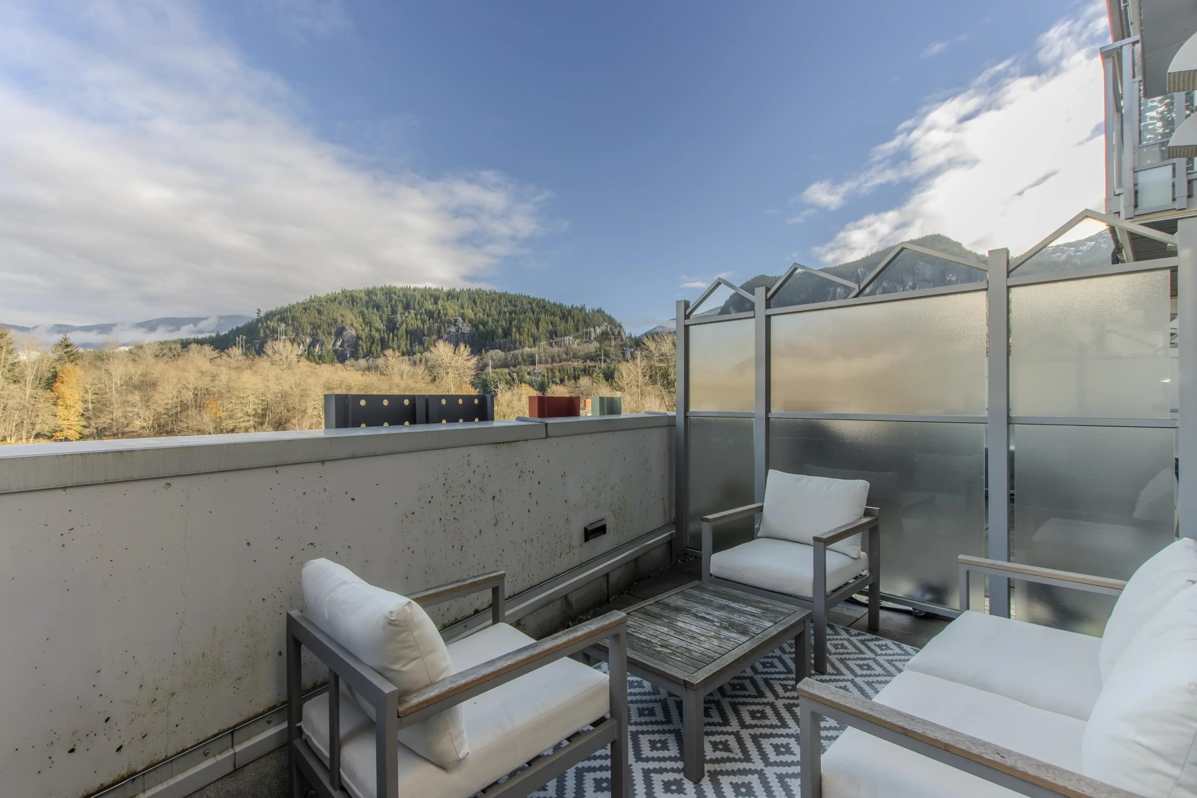 Property at #428 38362 BUCKLEY AVENUE, Squamish, BC