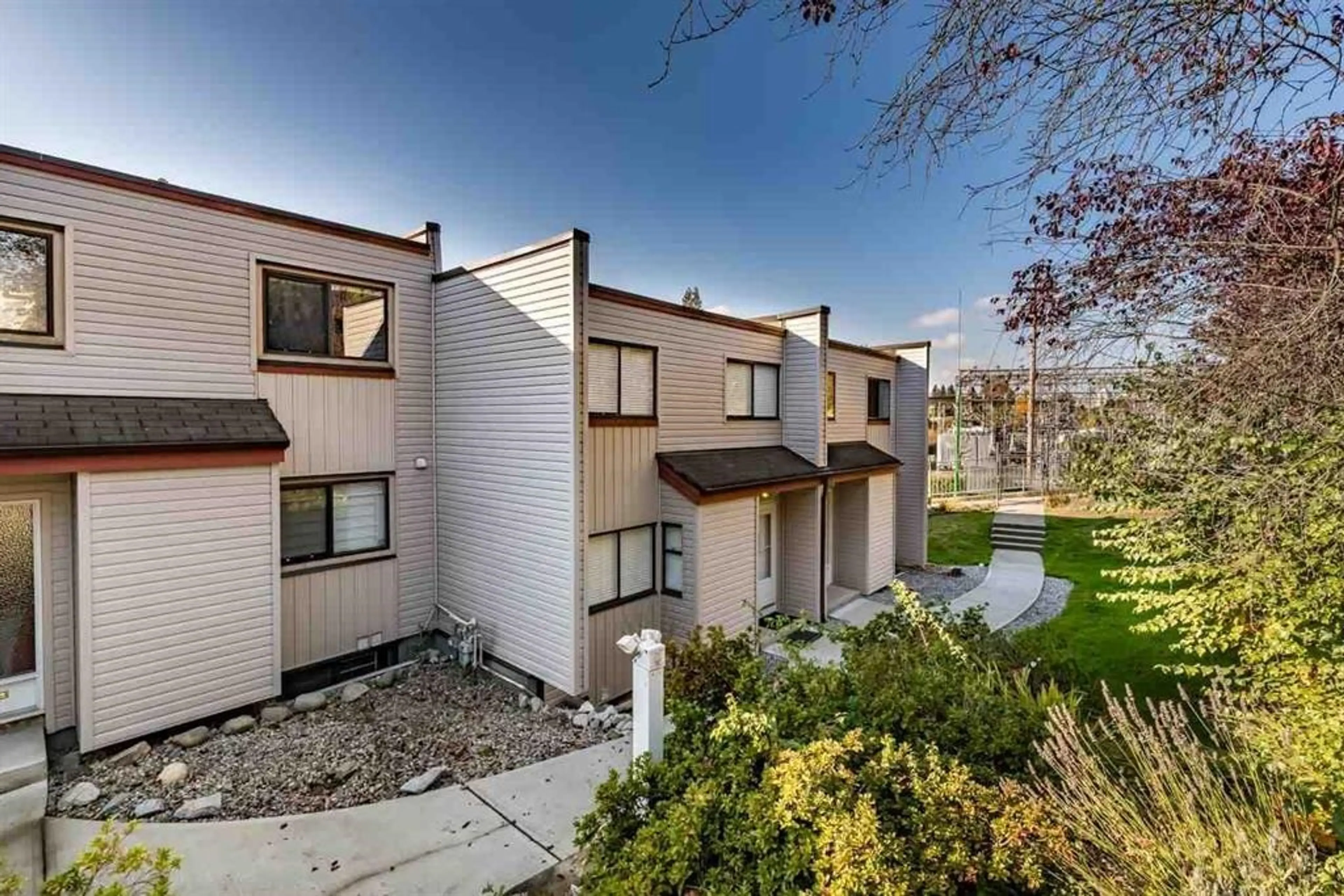 Property at 6762 KNEALE PLACE, Burnaby, BC