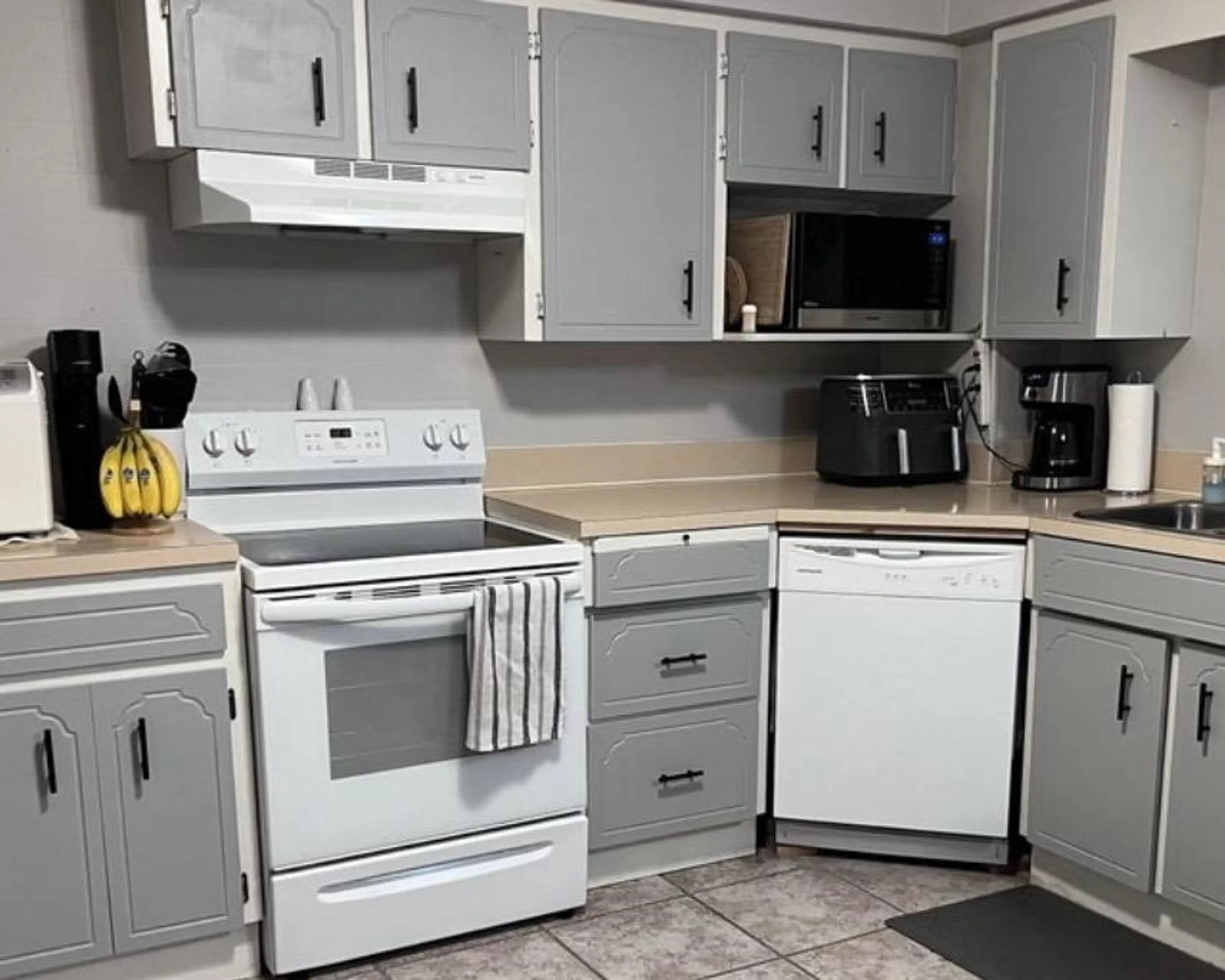 Property at 3062 WELLINGTON STREET, Port Coquitlam, BC