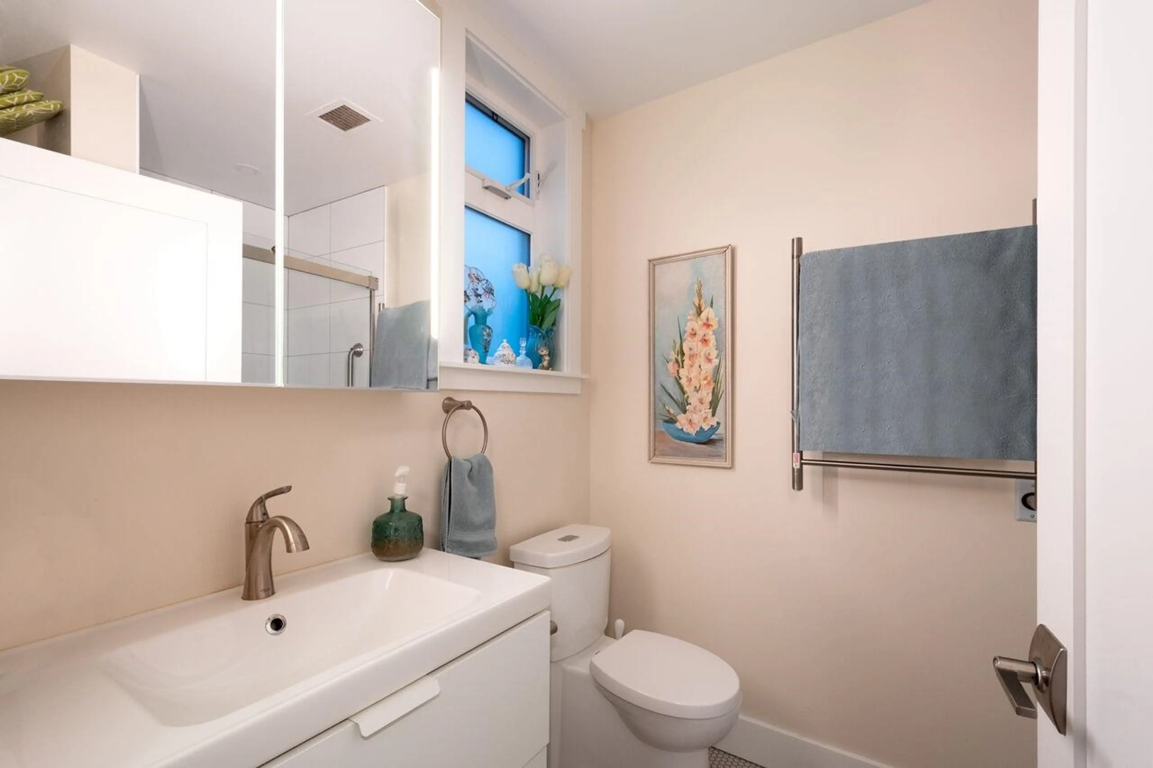 Property at 1078 FOXGLOVE LANE, Bowen Island, BC