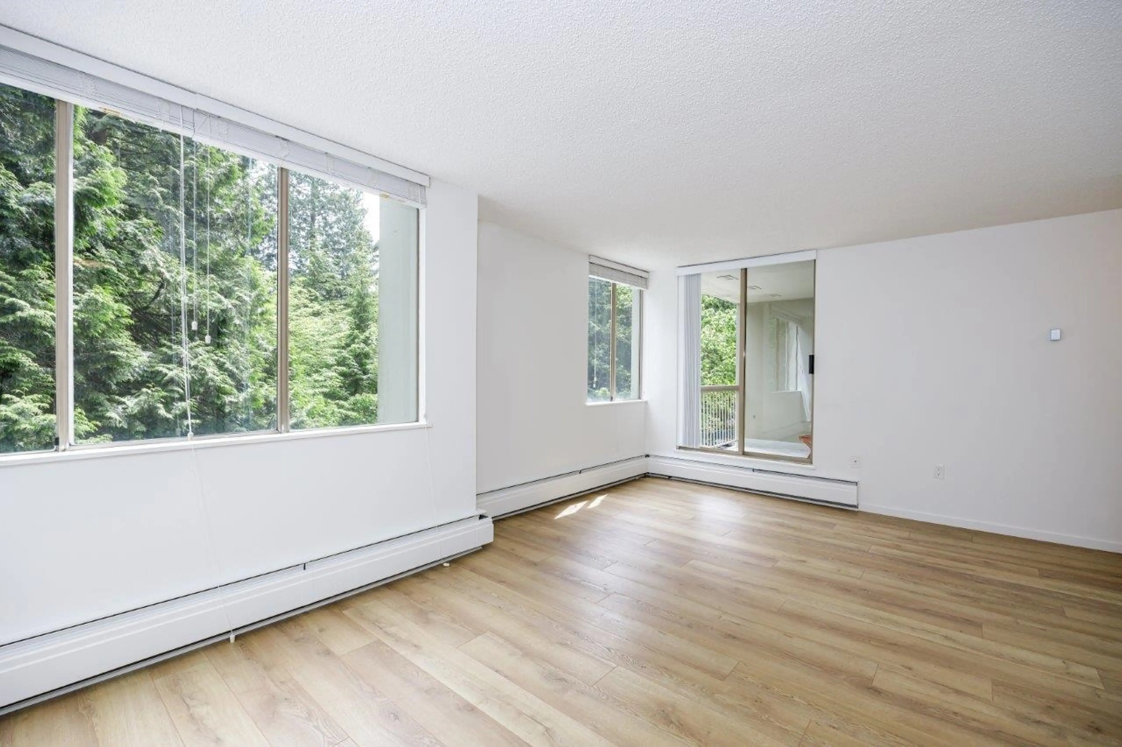 Property at #304 2008 FULLERTON AVENUE, North Vancouver, BC