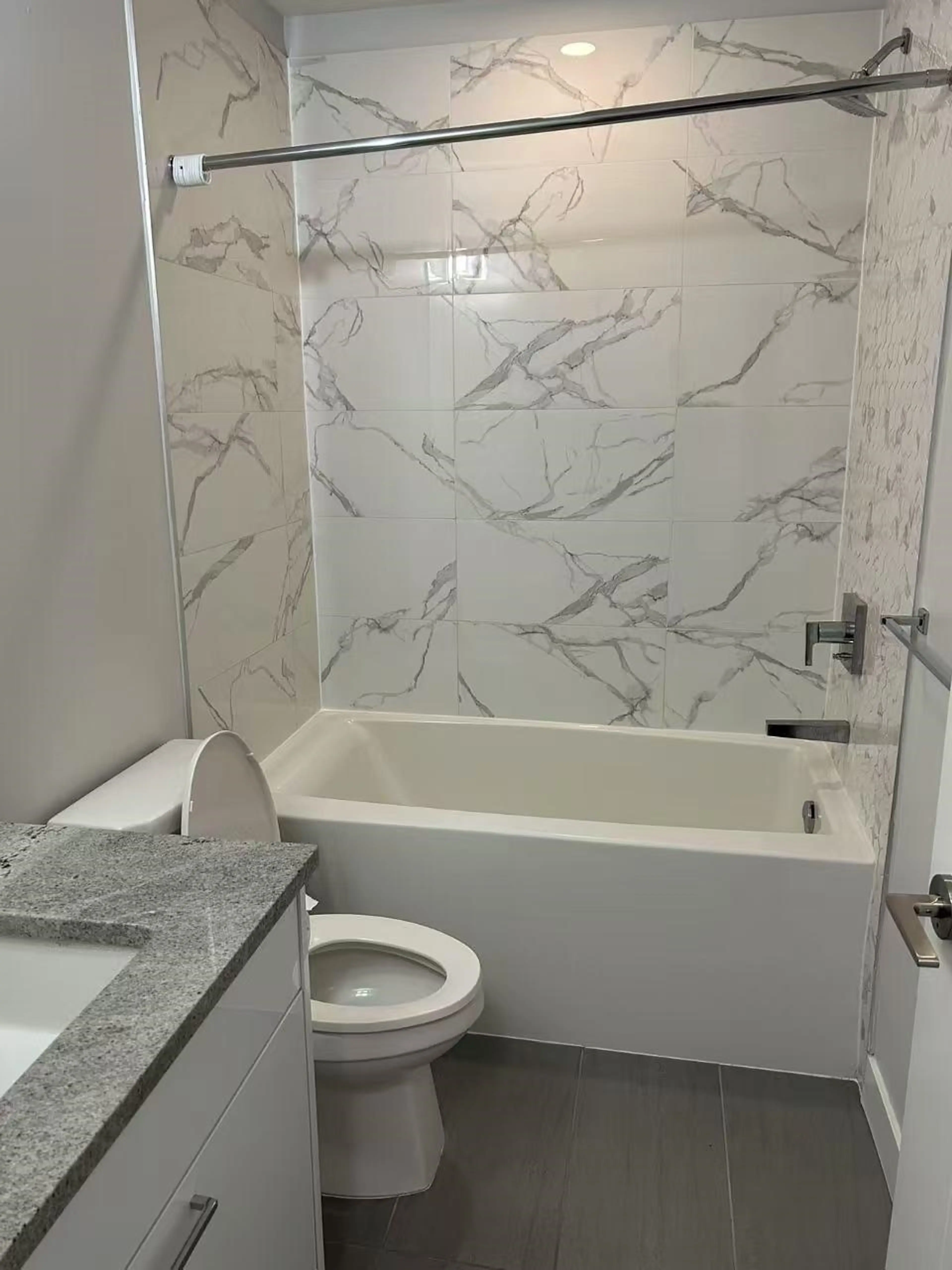 Property at #305 20686 EASTLEIGH CRESCENT, Langley, BC