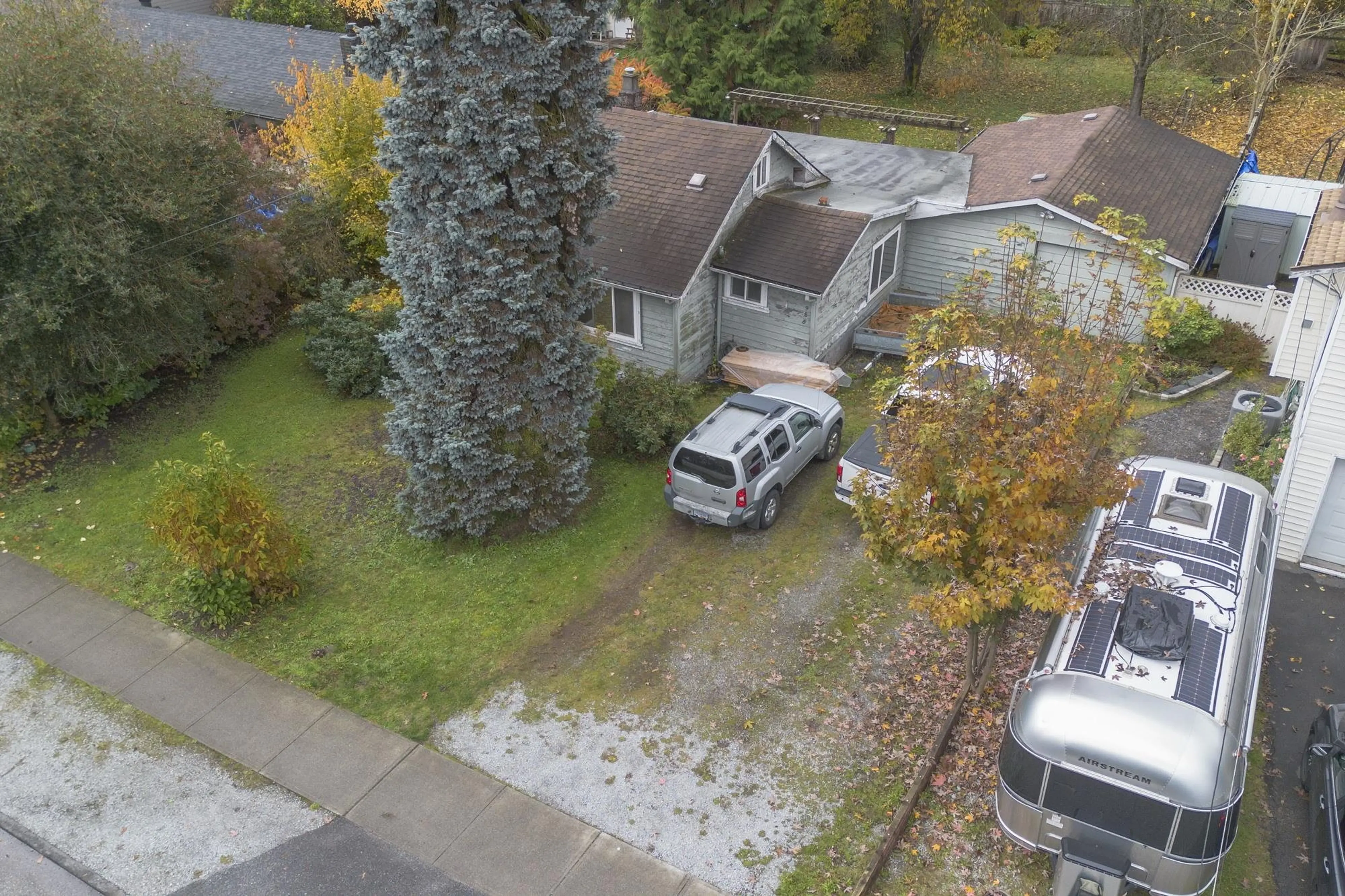 Property at 988 IRVINE STREET, Coquitlam, BC