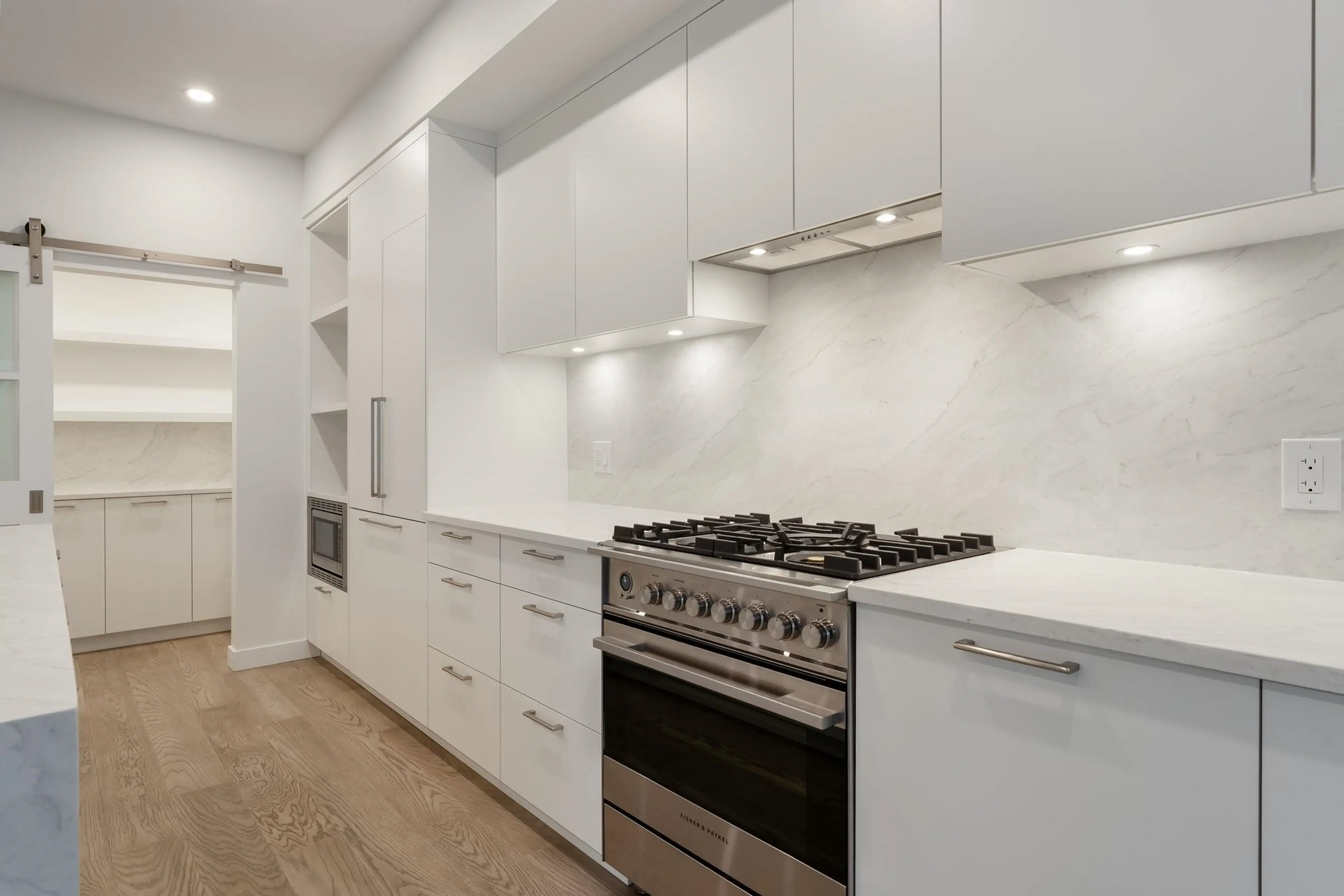 Property at 6445 HARROW AVENUE, Tsawwassen, BC