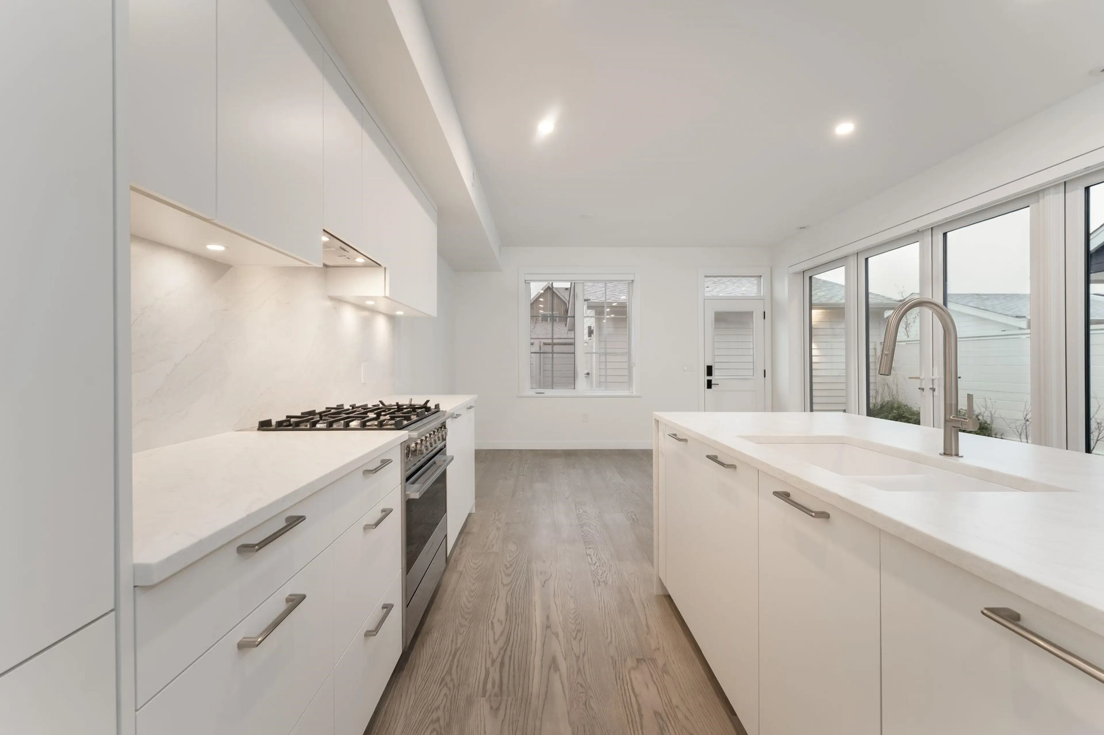 Property at 6445 HARROW AVENUE, Tsawwassen, BC