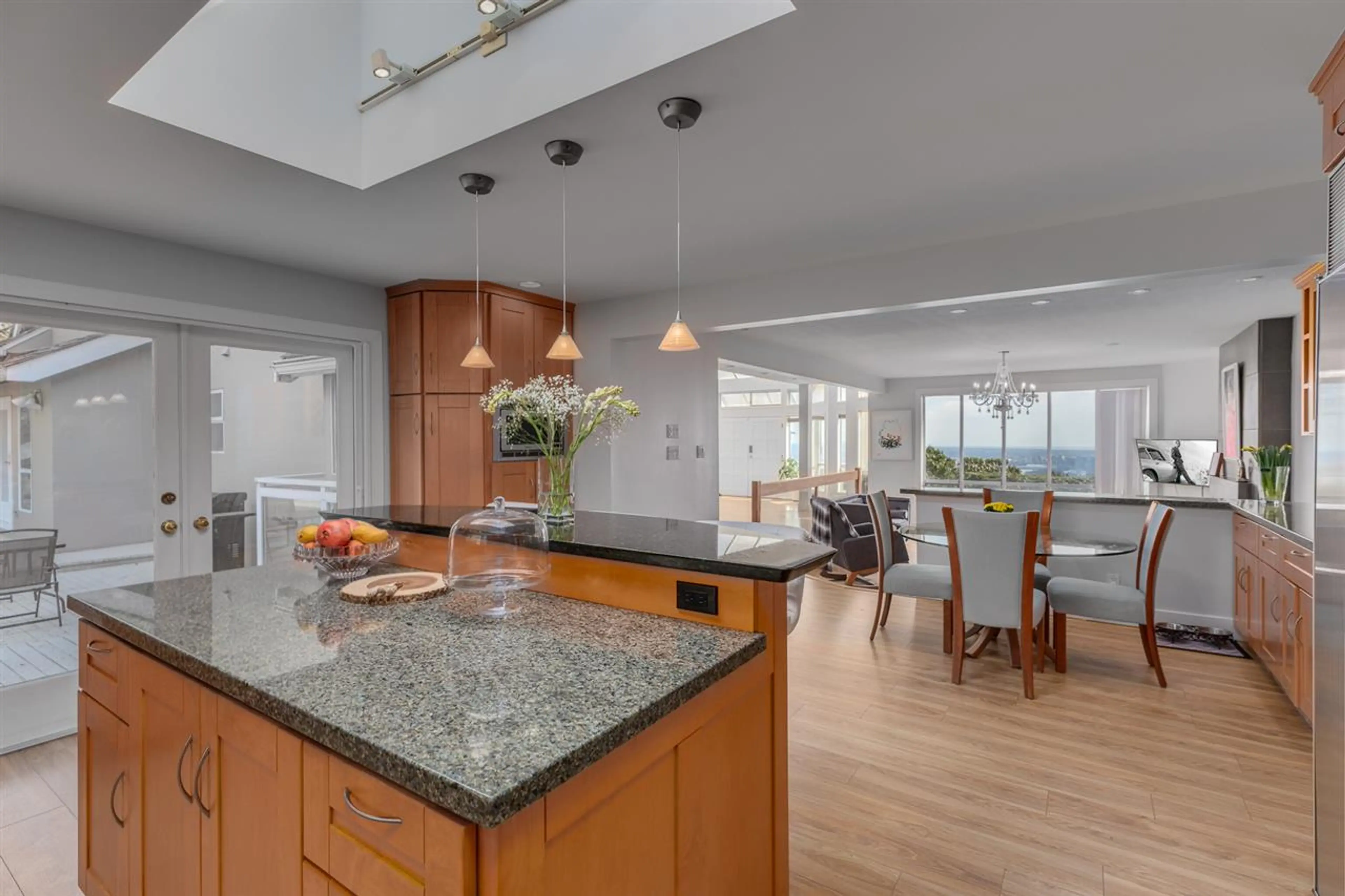 Property at 1565 VINSON CREEK ROAD, West Vancouver, BC