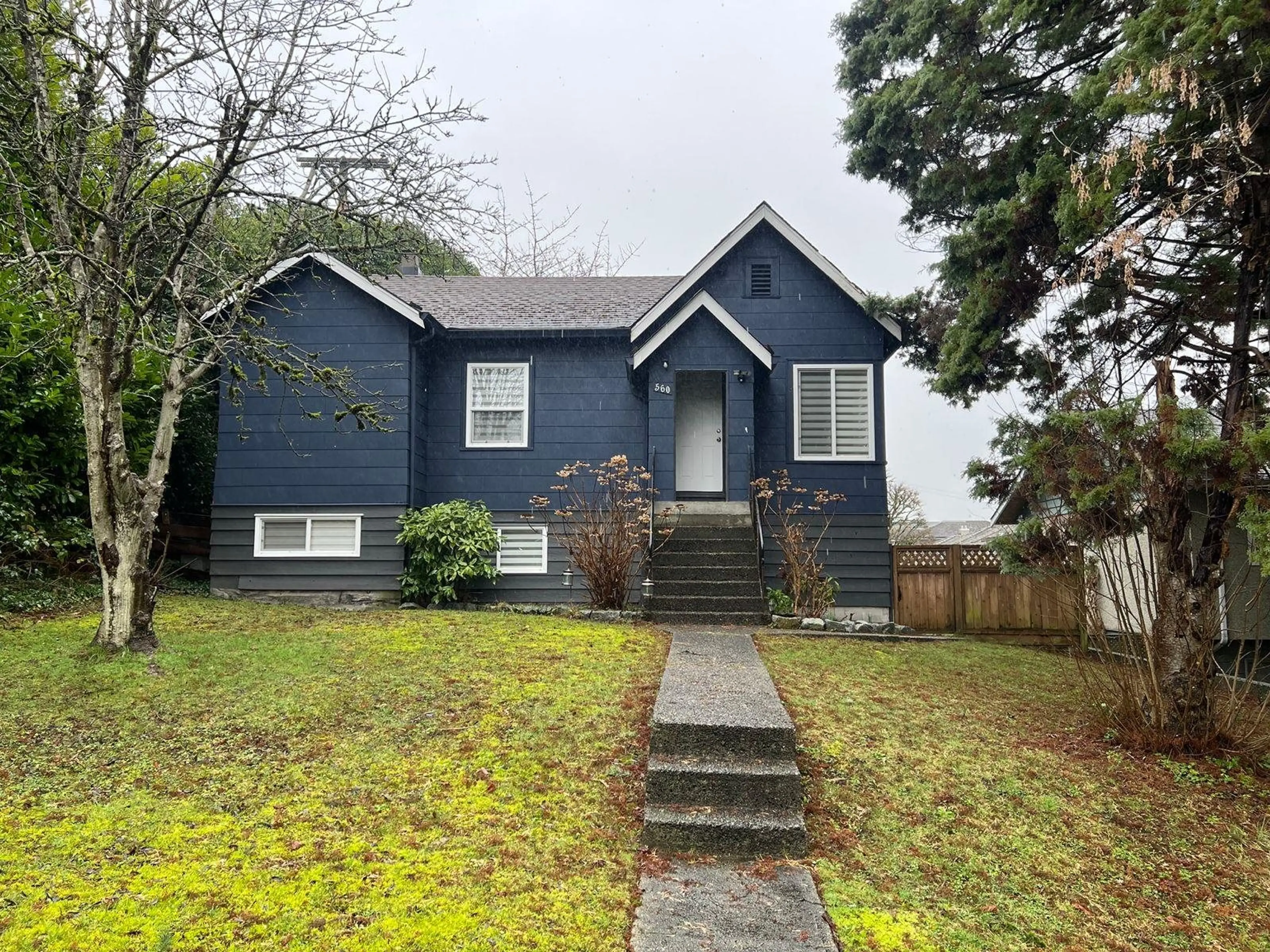 Property at 560 SPRINGER AVENUE, Burnaby, BC