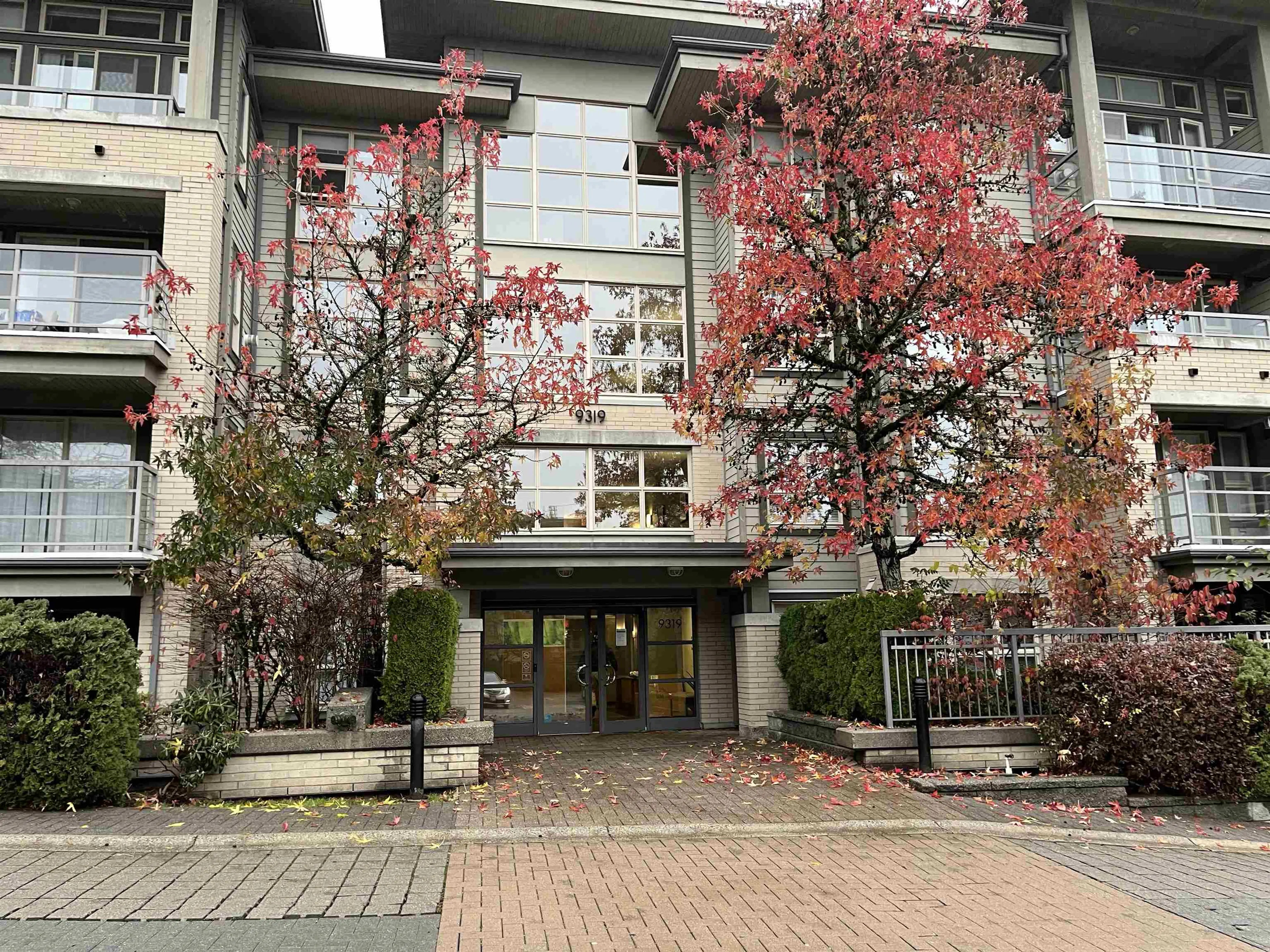 Property at #409 9319 UNIVERSITY CRESCENT, Burnaby, BC