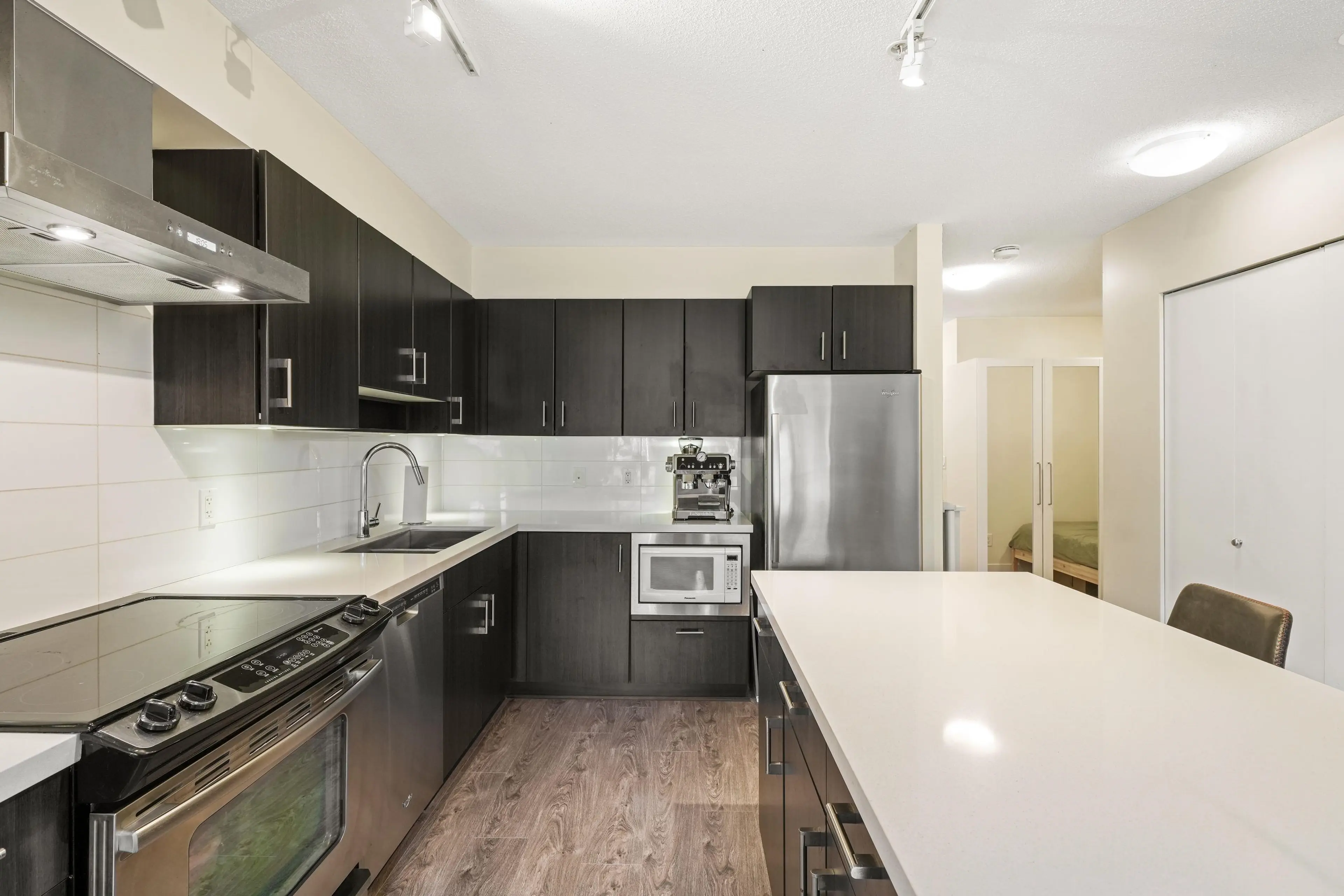 Property at #607 500 ROYAL AVENUE, New Westminster, BC