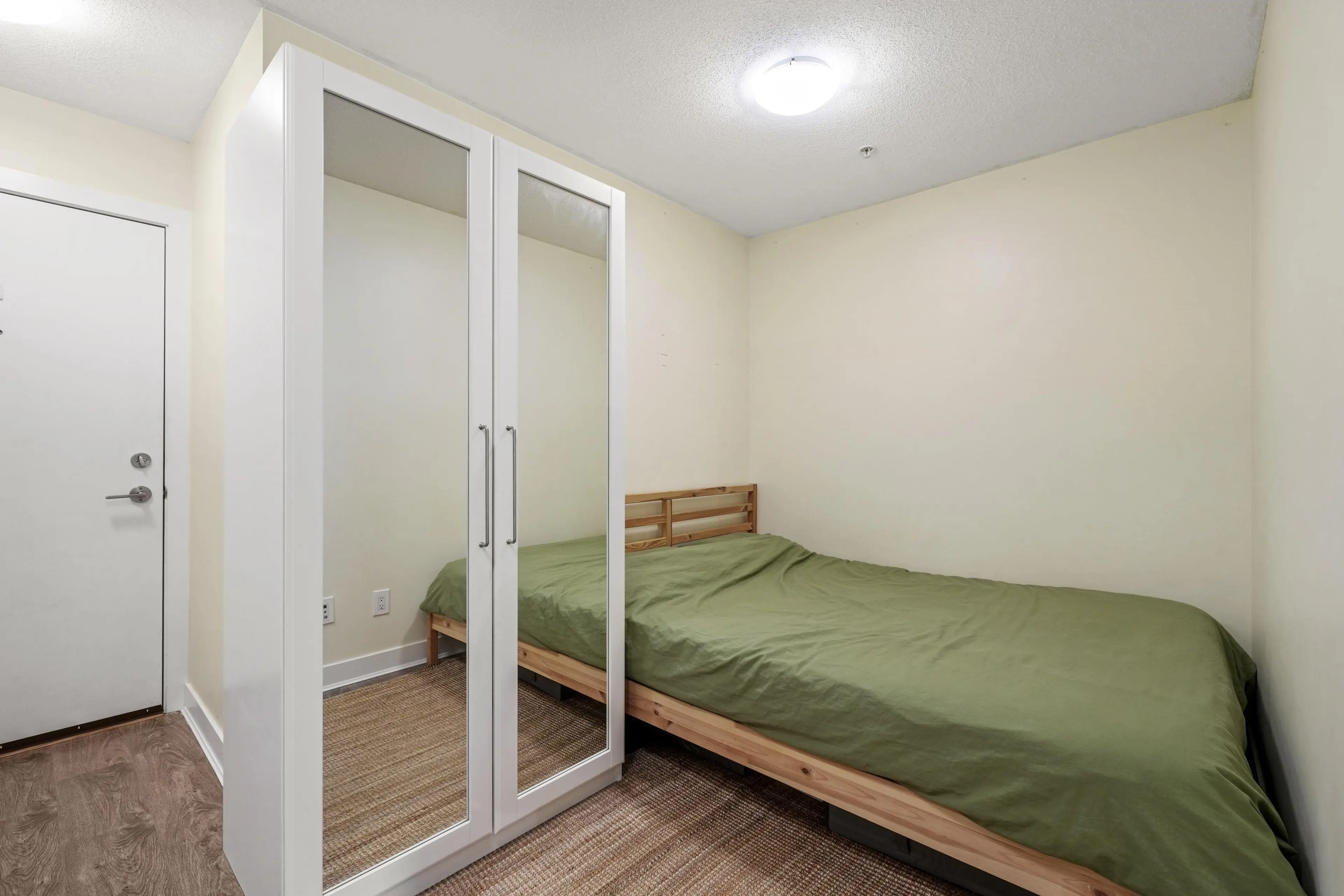 Property at #607 500 ROYAL AVENUE, New Westminster, BC