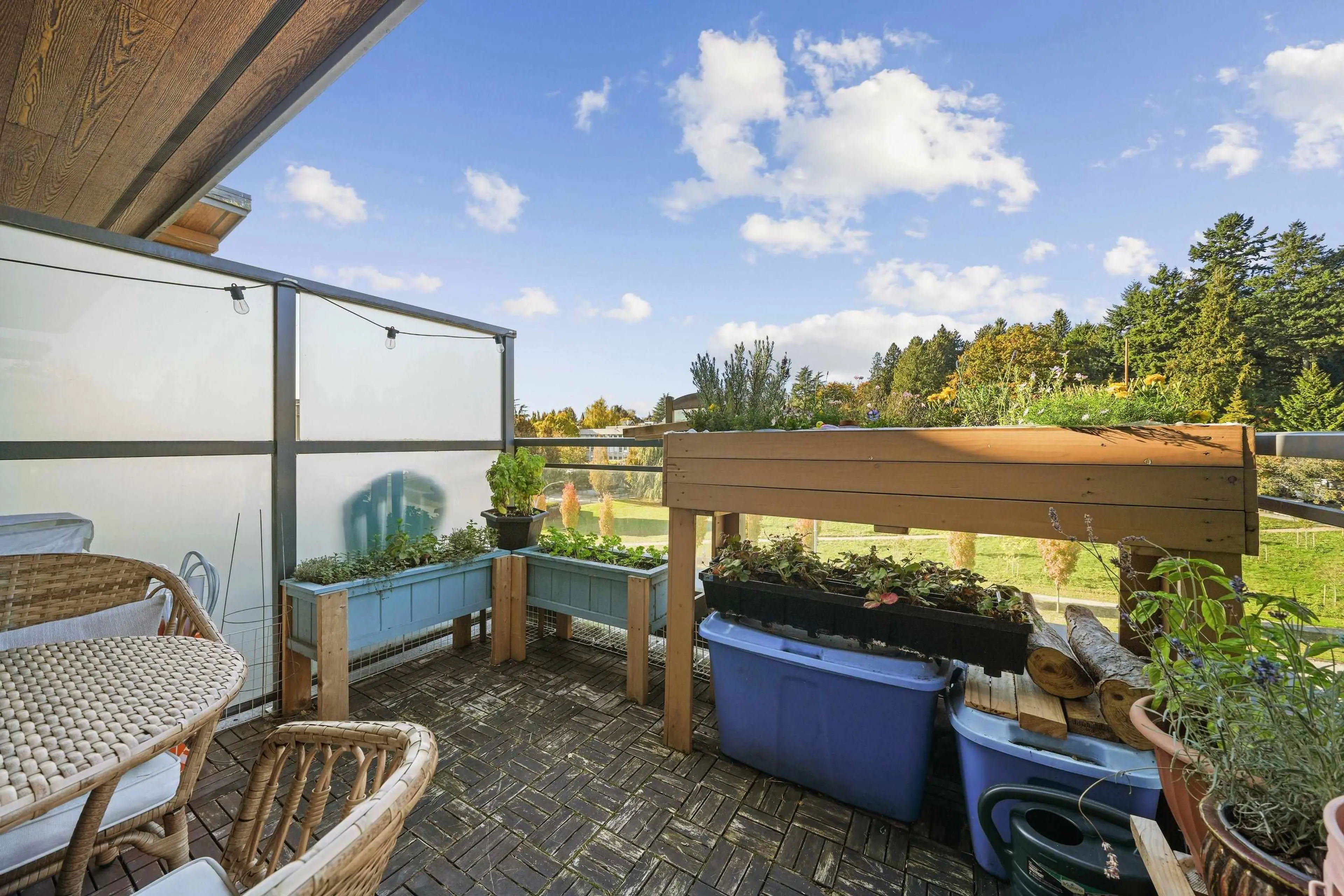 Property at #607 500 ROYAL AVENUE, New Westminster, BC