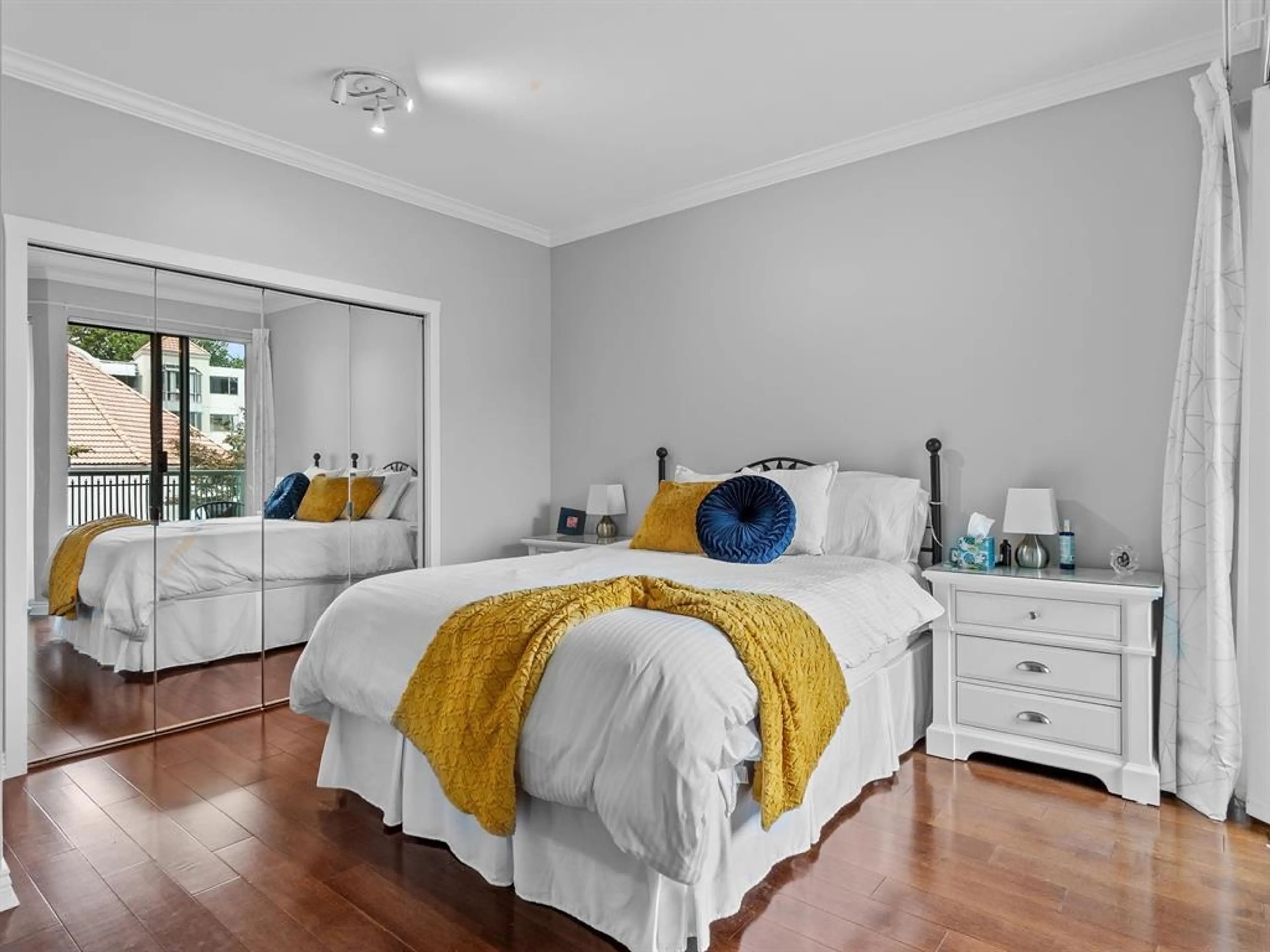 Property at #201 1725 MARTIN DRIVE, Surrey, BC