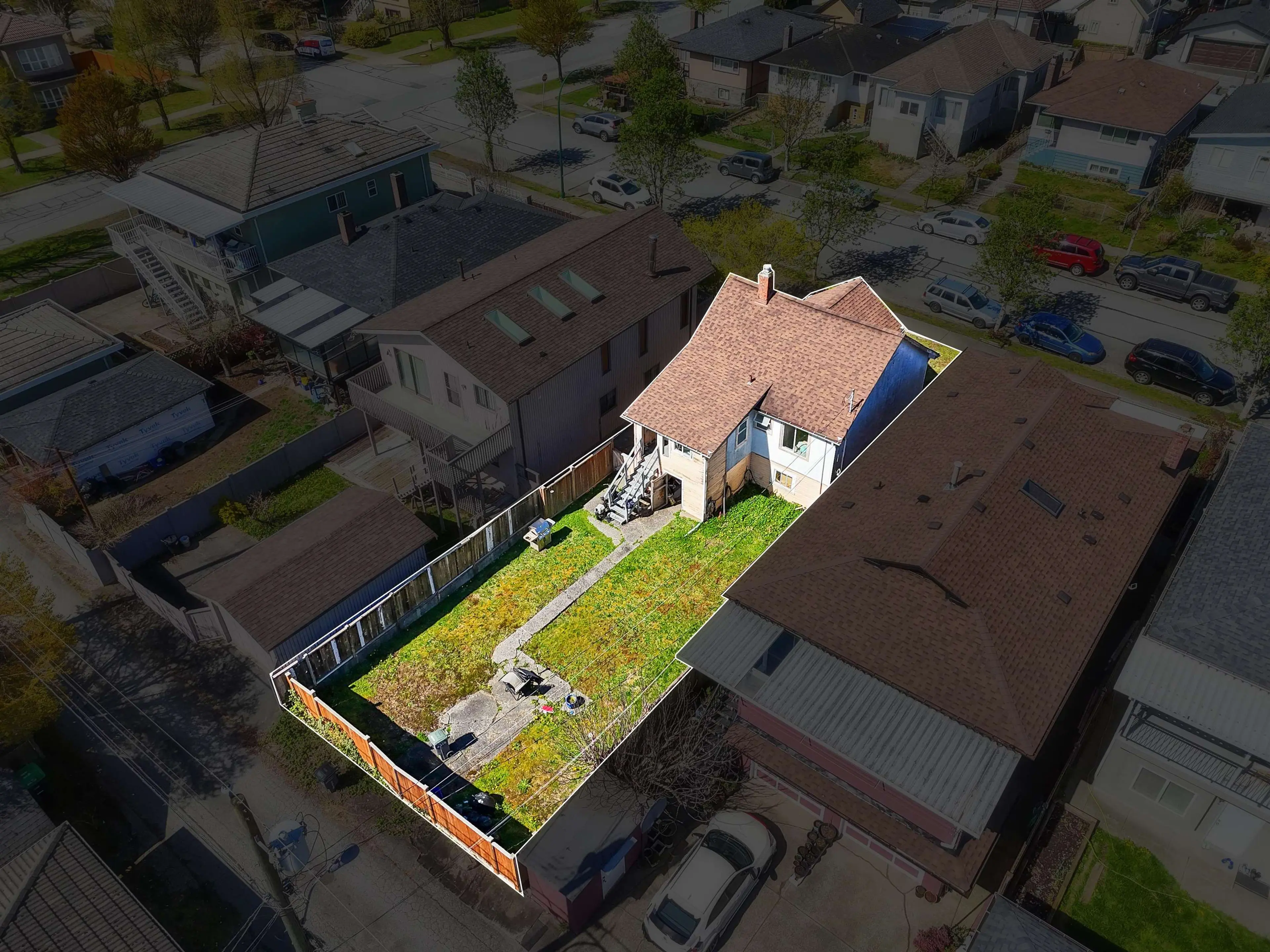 Property at 3318 WILLIAM STREET, Vancouver, BC