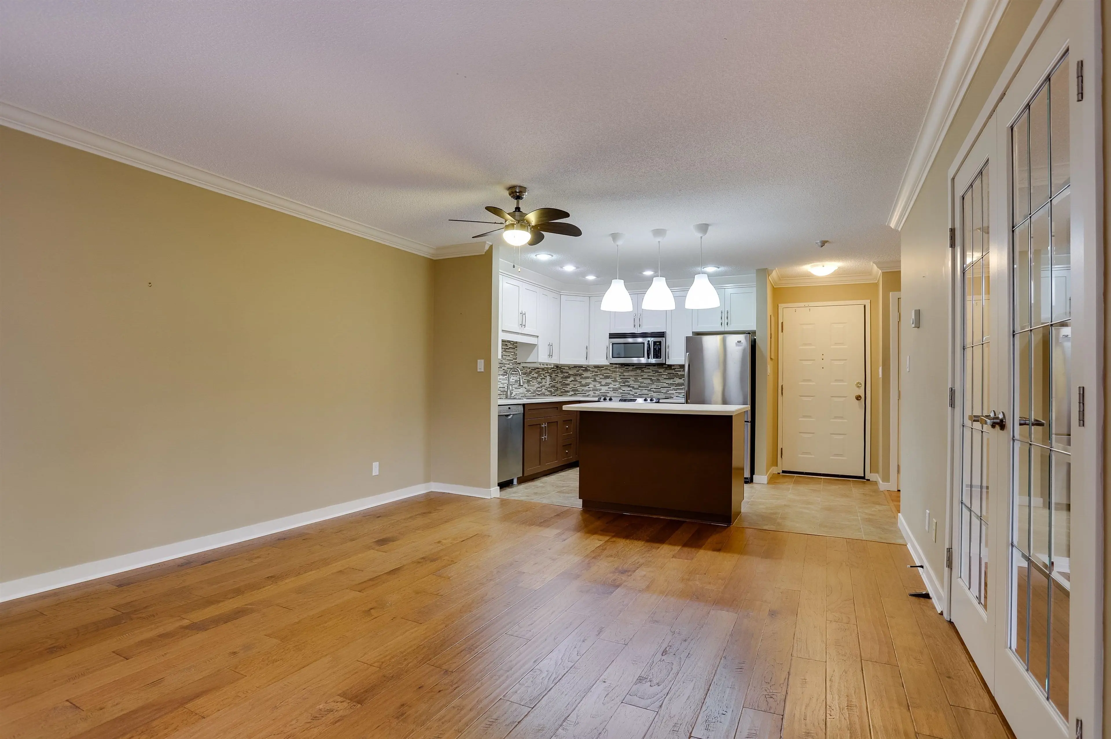 Property at #208 1521 BLACKWOOD STREET, White Rock, BC