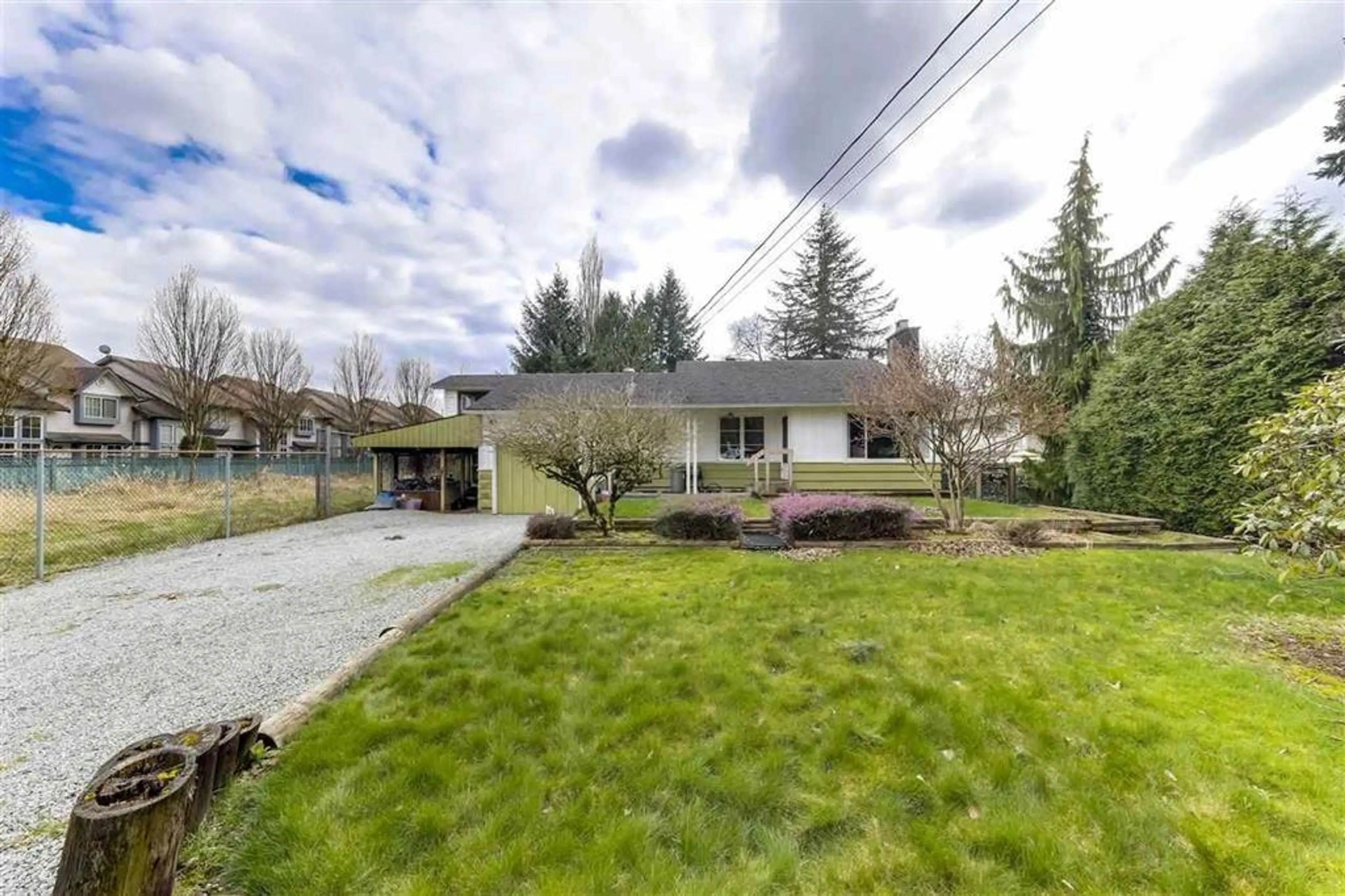 Property at 20994 LOUGHEED HIGHWAY, Maple Ridge, BC