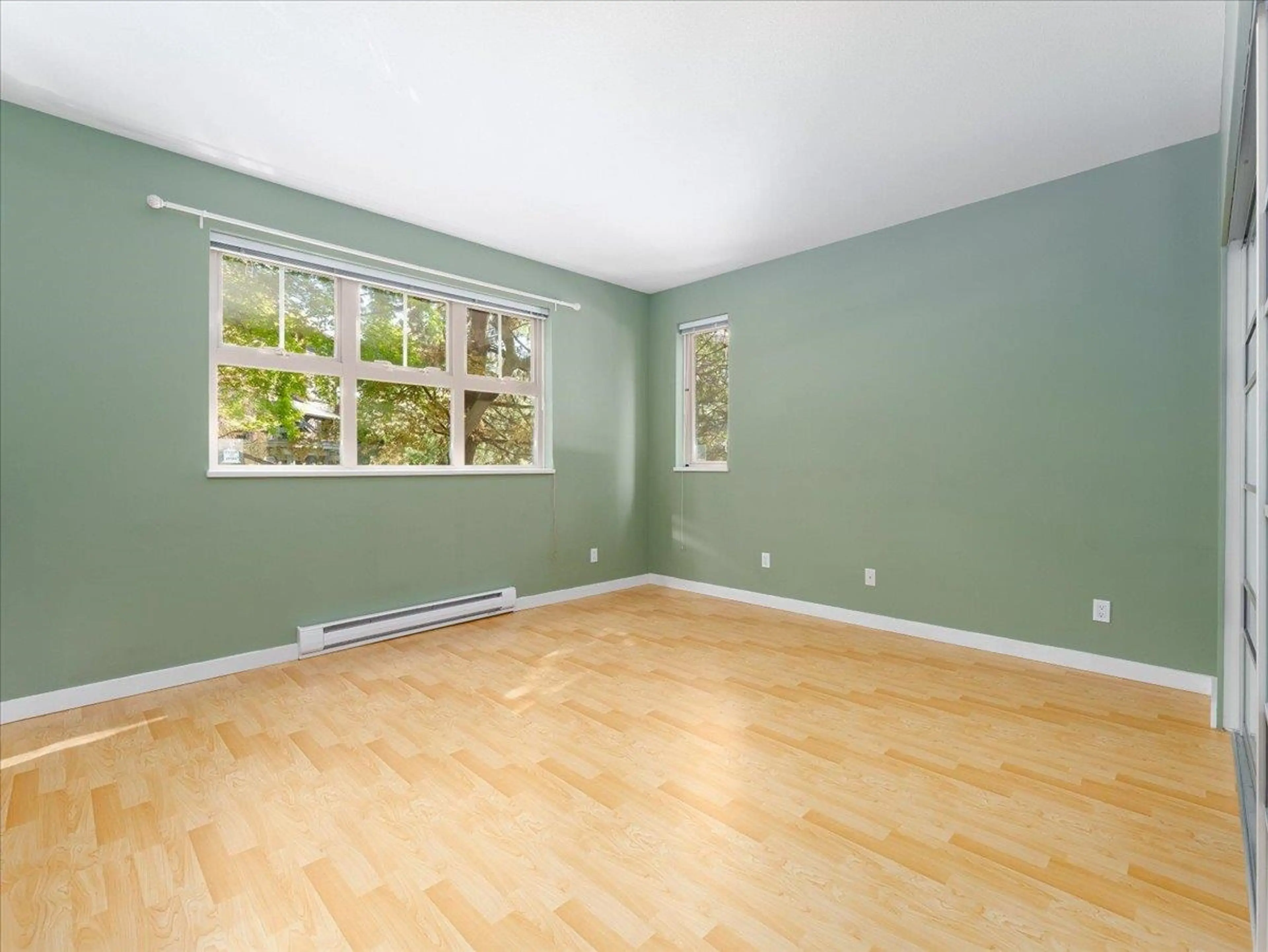 Property at #107 675 PARK CRESCENT, New Westminster, BC