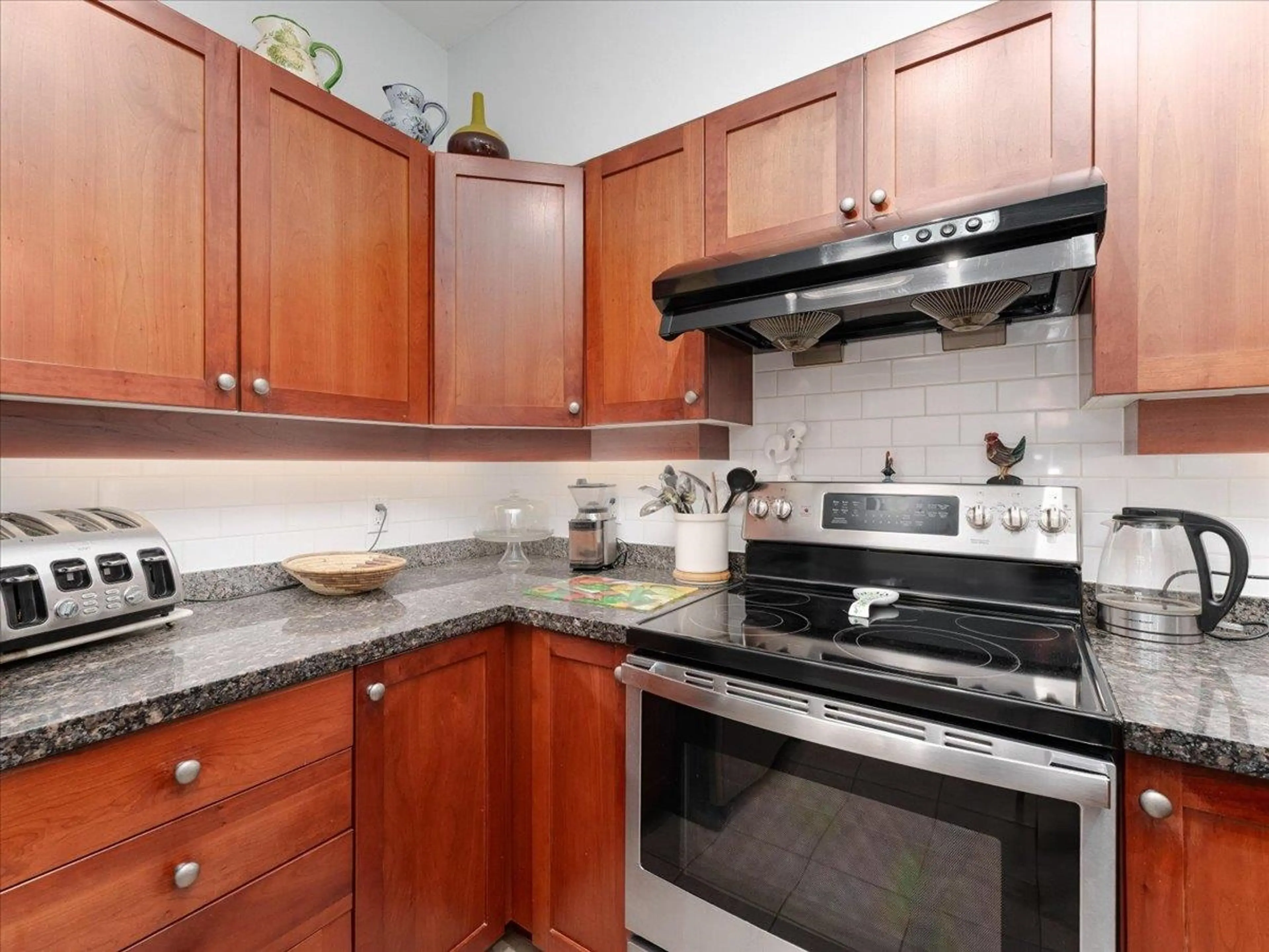 Property at #107 675 PARK CRESCENT, New Westminster, BC