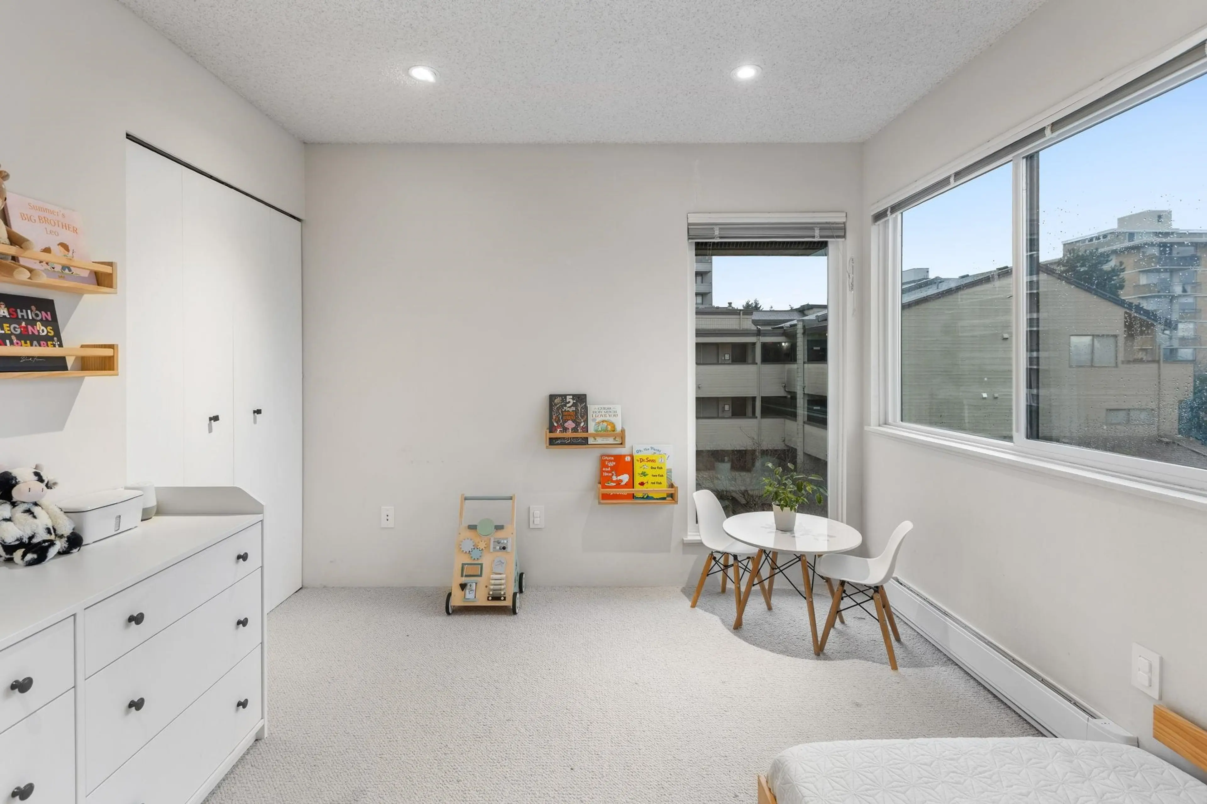 Property at #408 1363 CLYDE AVENUE, West Vancouver, BC