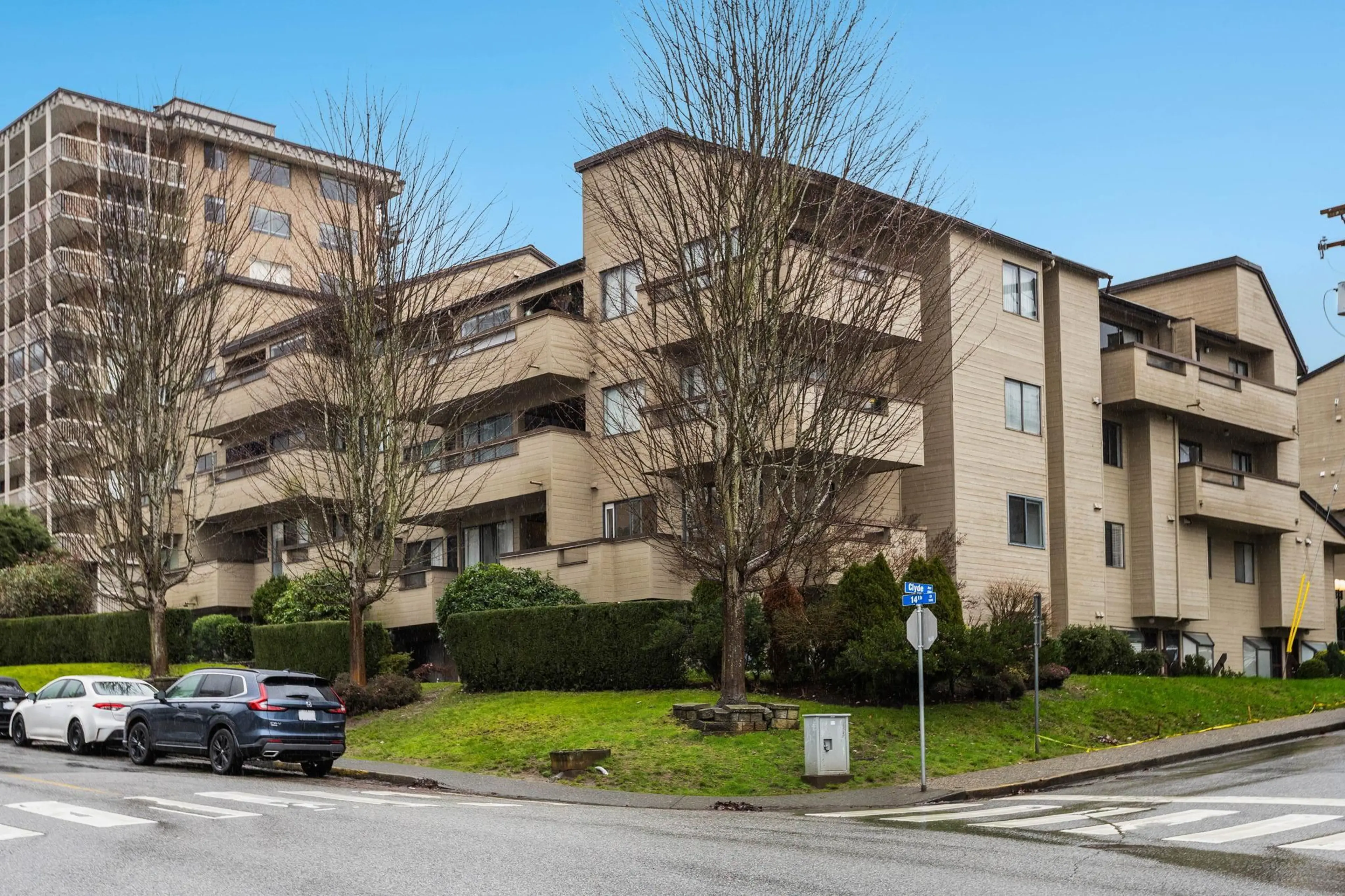 Property at #408 1363 CLYDE AVENUE, West Vancouver, BC