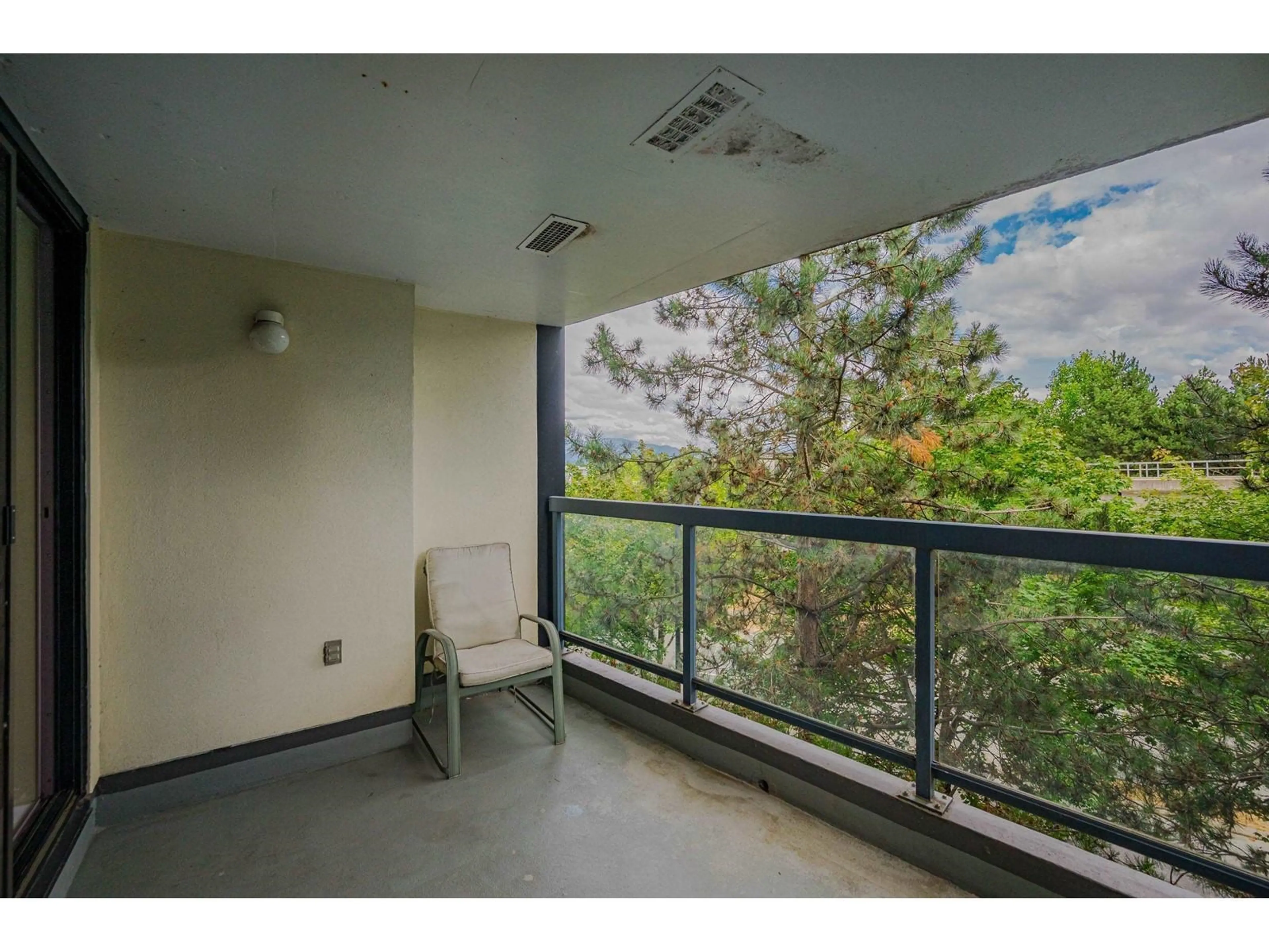 Property at #501 10899 UNIVERSITY DRIVE, Surrey, BC