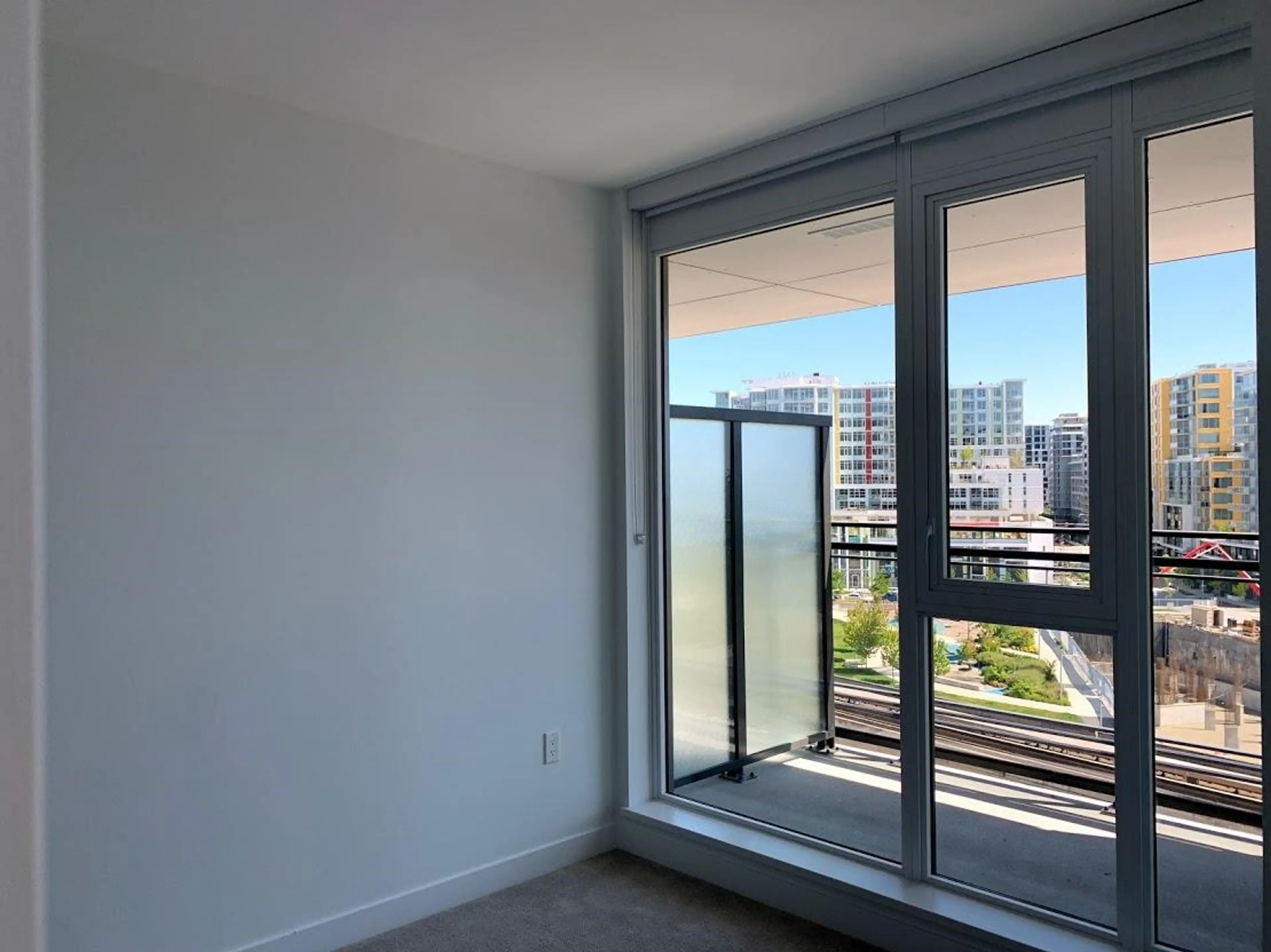 Property at #903 3331 NO. 3 ROAD, Richmond, BC