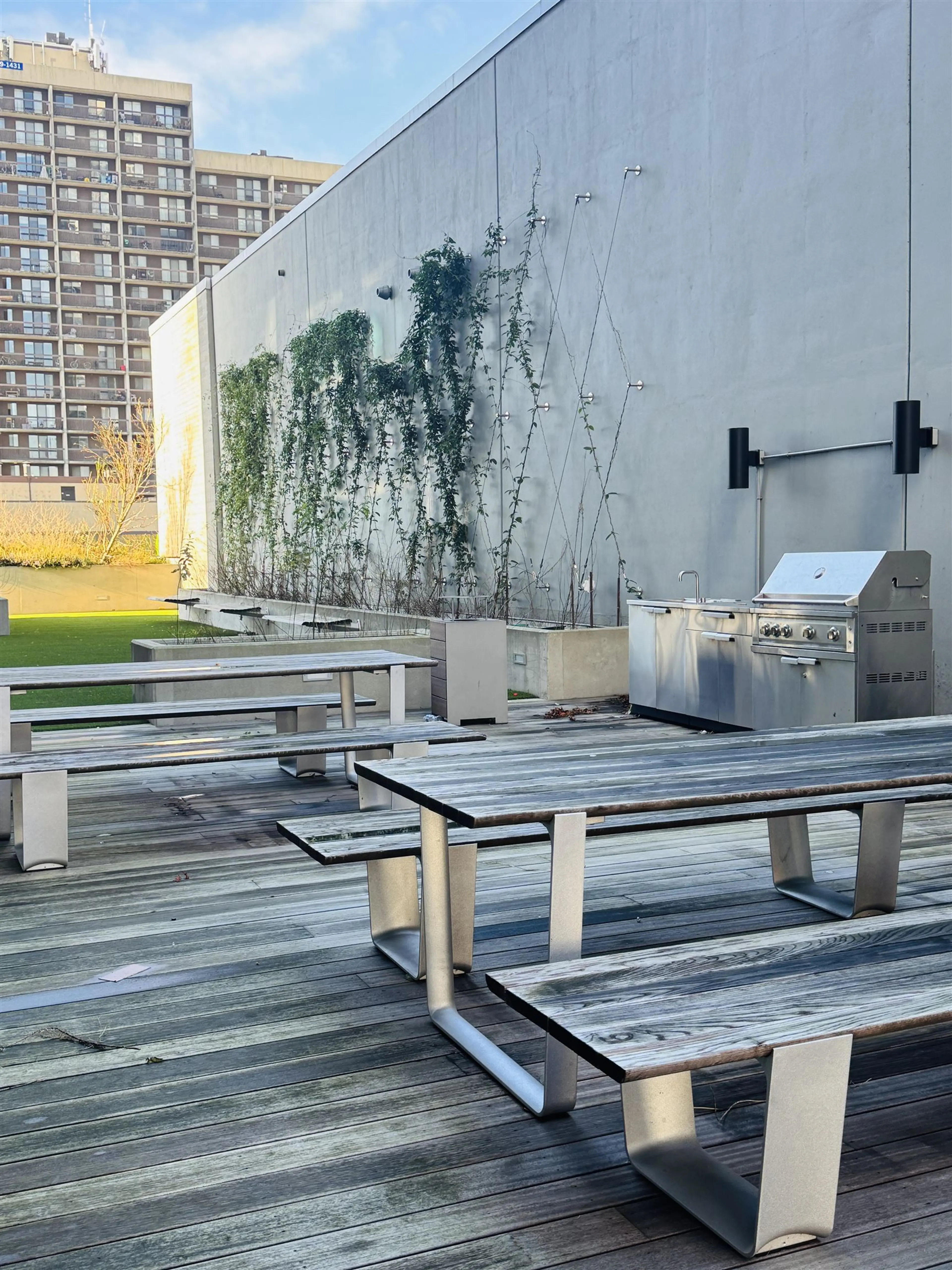 Property at #3102 13615 FRASER HIGHWAY, Surrey, BC