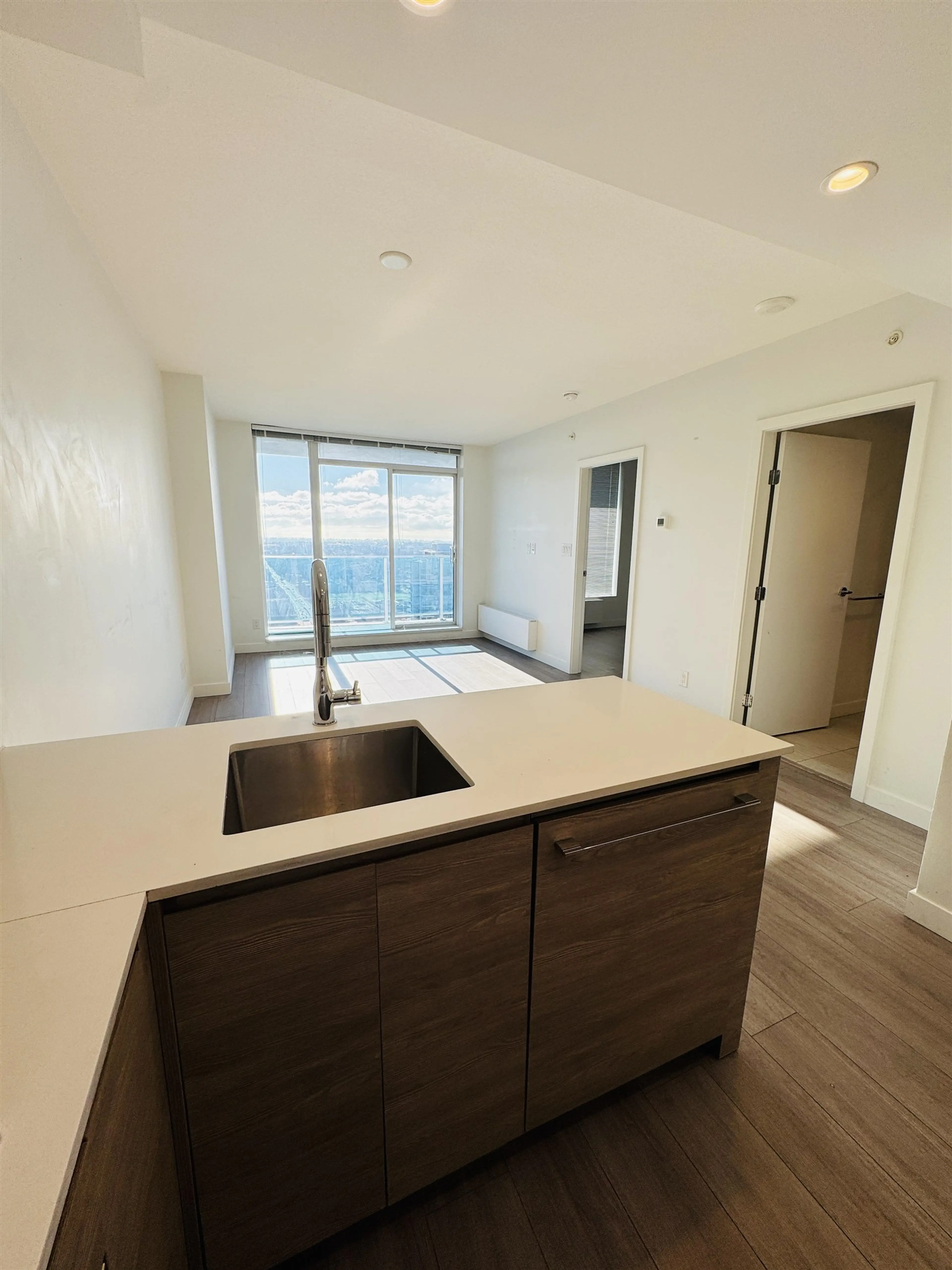 Property at #3102 13615 FRASER HIGHWAY, Surrey, BC