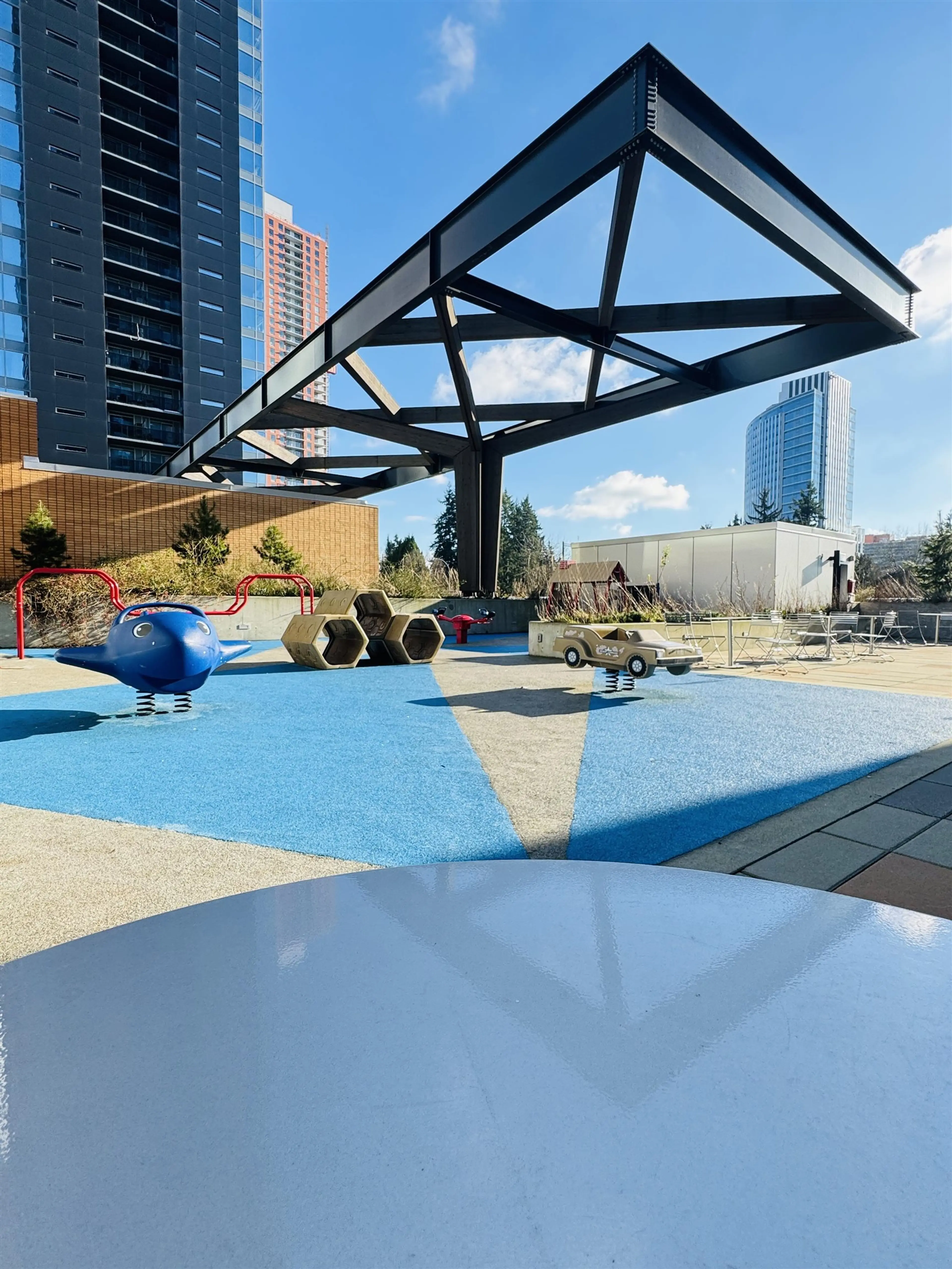 Property at #3102 13615 FRASER HIGHWAY, Surrey, BC